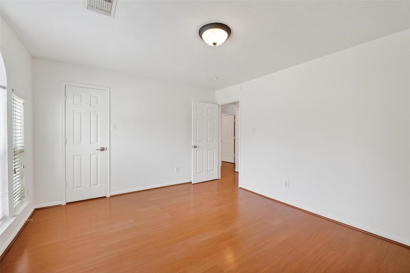 10319 Stanbrook Drive Property Photo 19