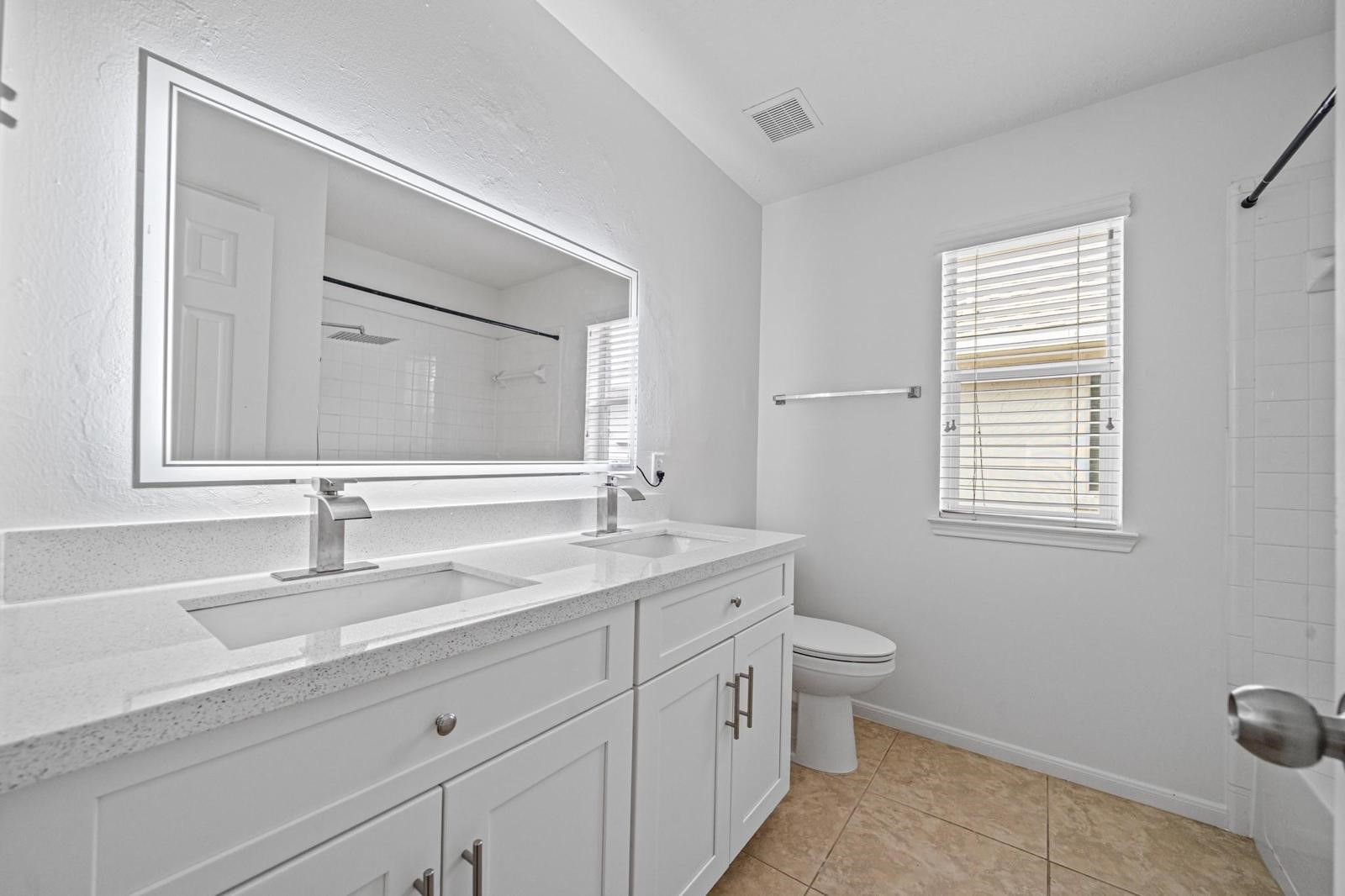 10319 Stanbrook Drive Property Photo 22