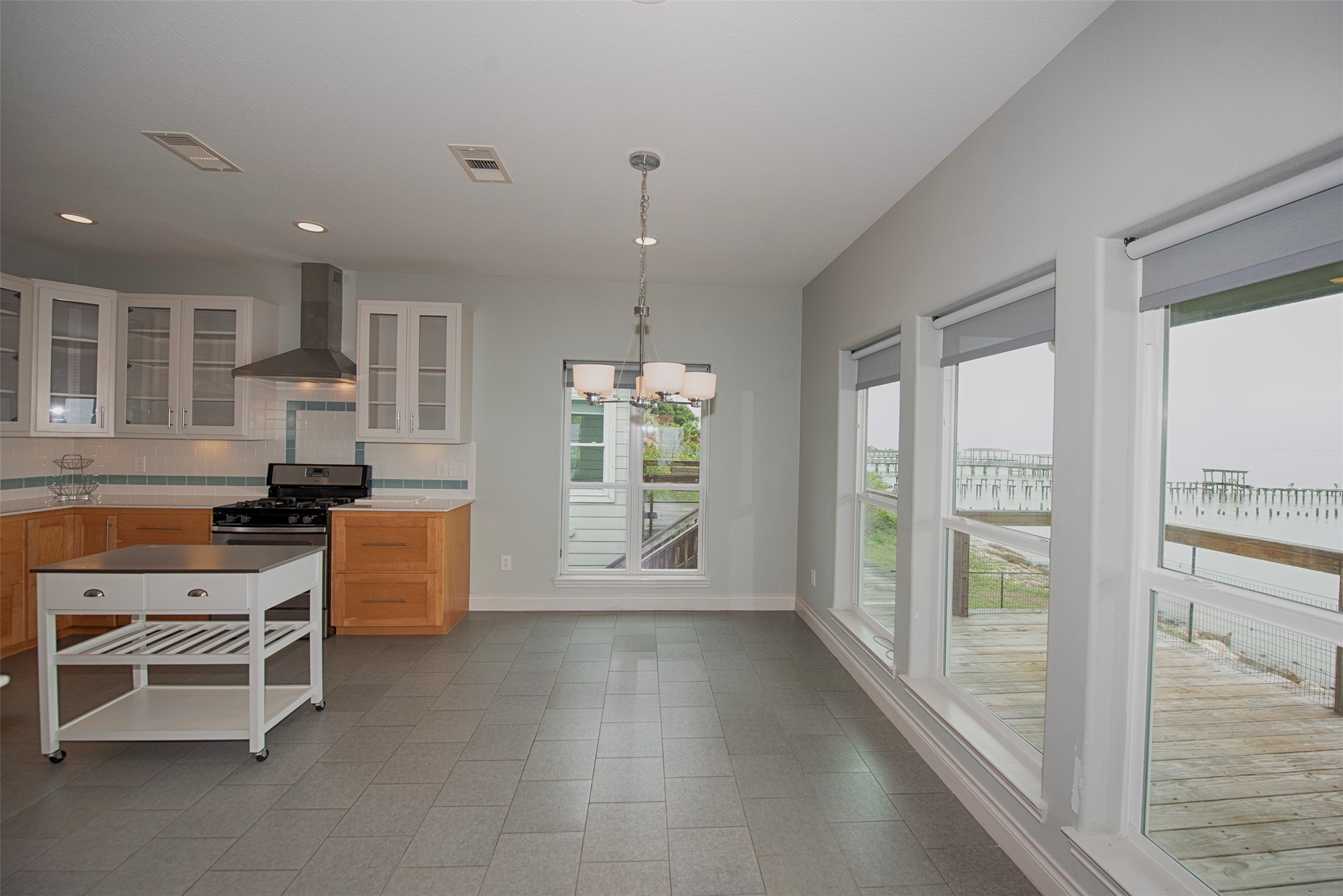 501 2nd Street Property Photo 9