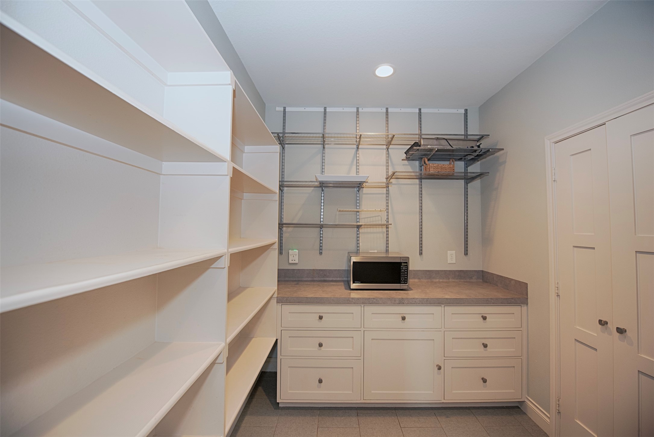 501 2nd Street Property Photo 15