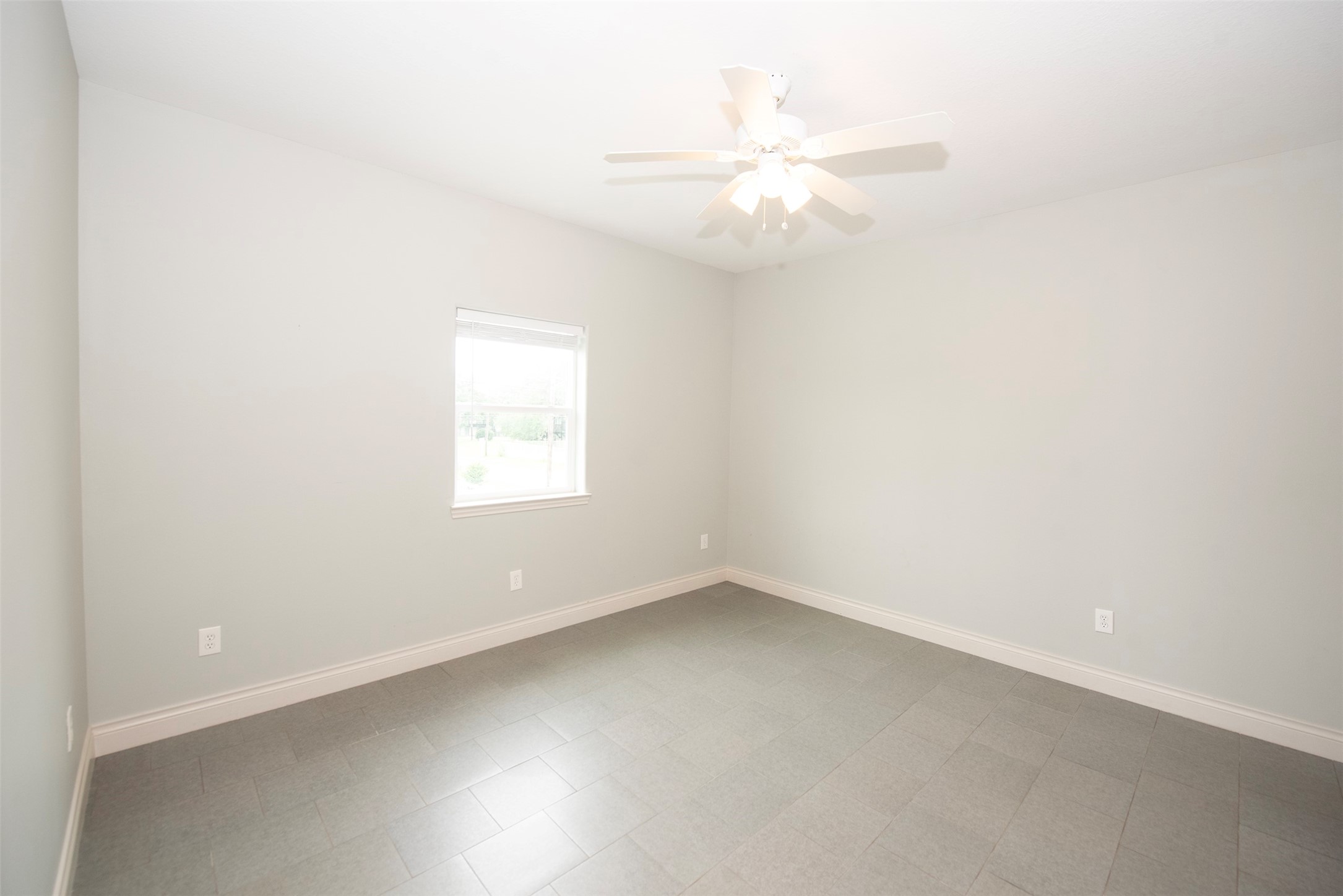 501 2nd Street Property Photo 23
