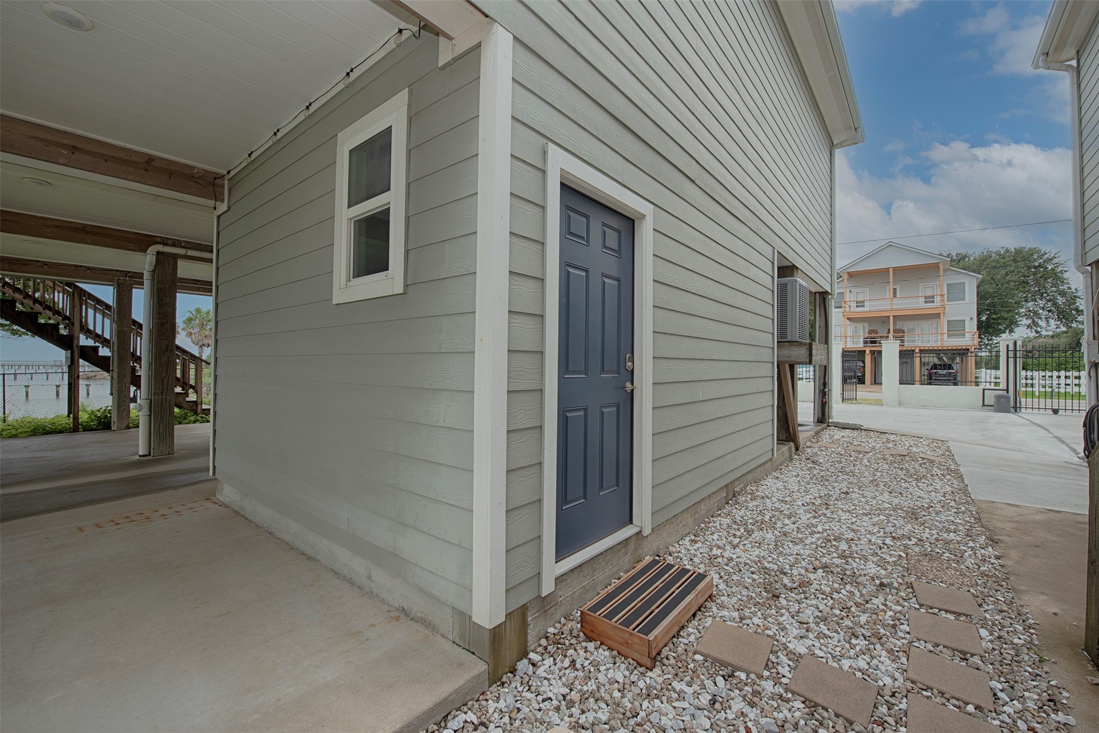 501 2nd Street Property Photo 41