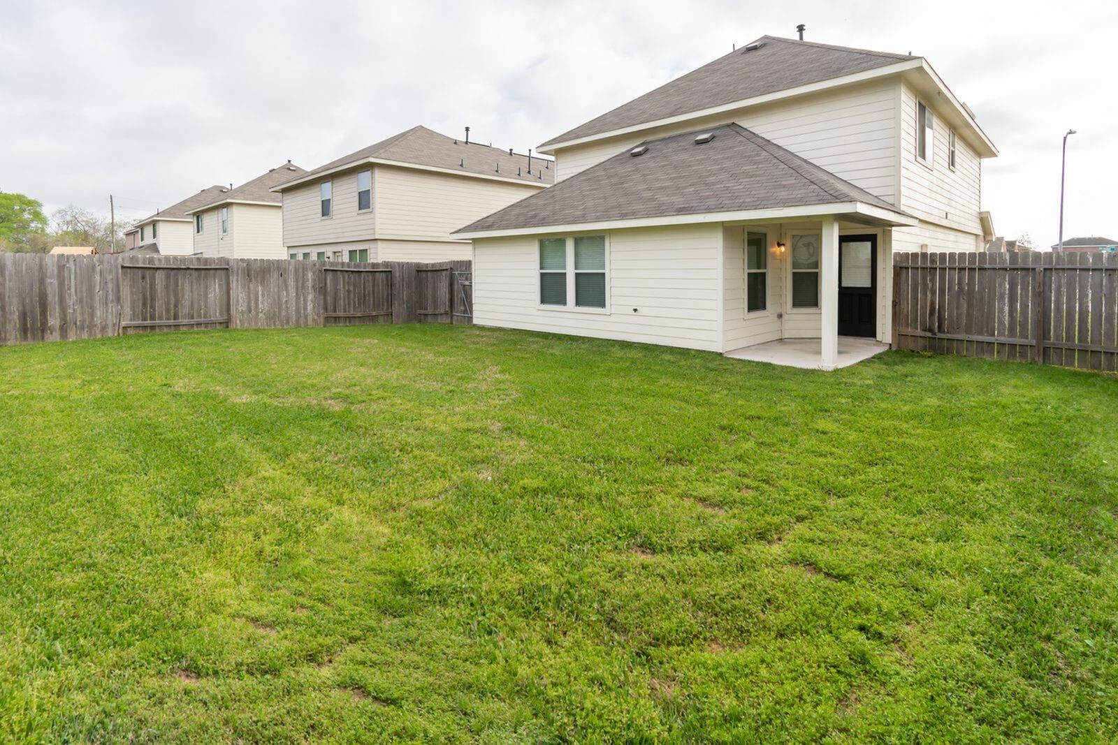 5310 Rio Ramos Street Property Photo 3