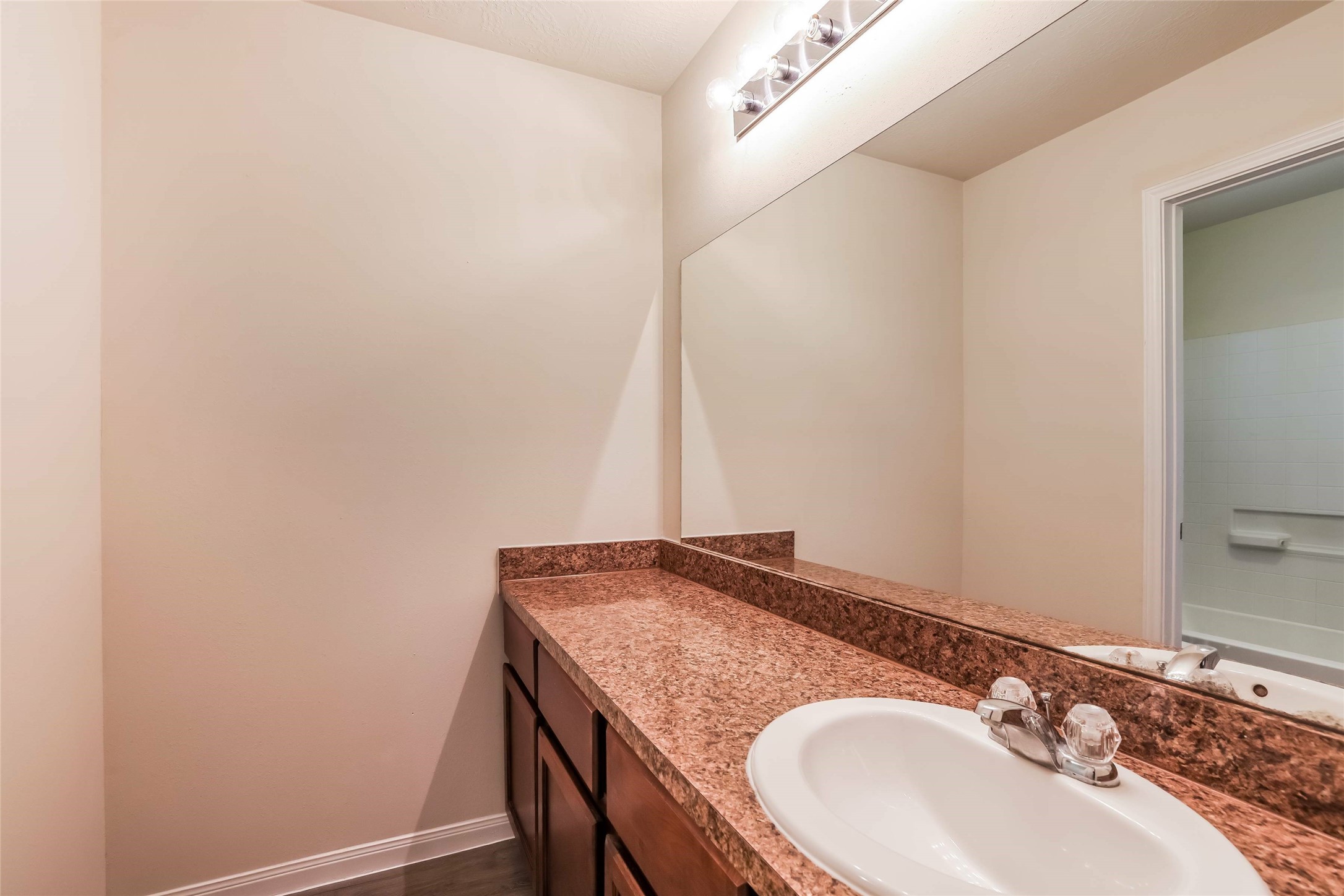5310 Rio Ramos Street Property Photo 13