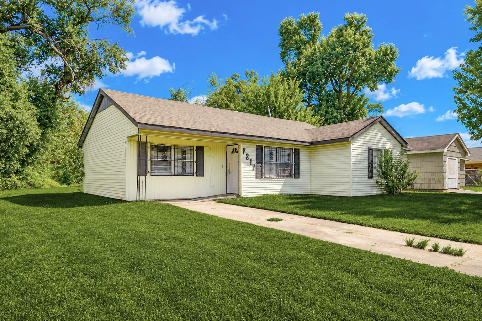 7217 Parker Road Property Photo 1