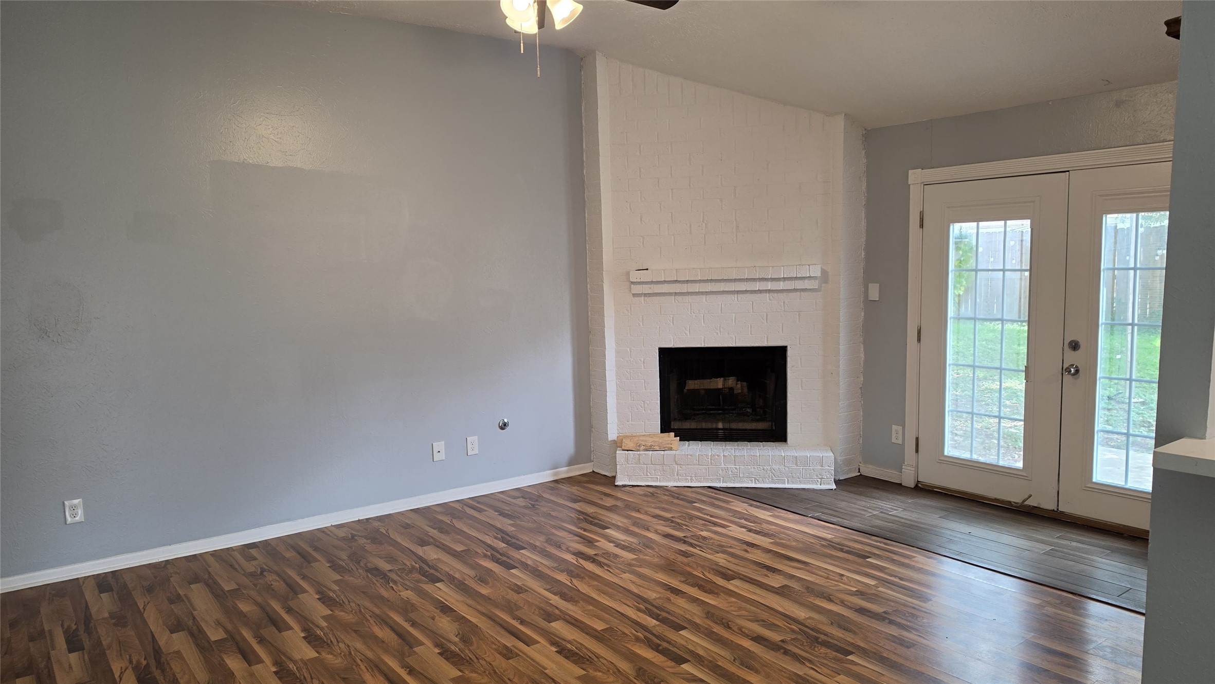 1502 Sudbury Drive Property Photo 3