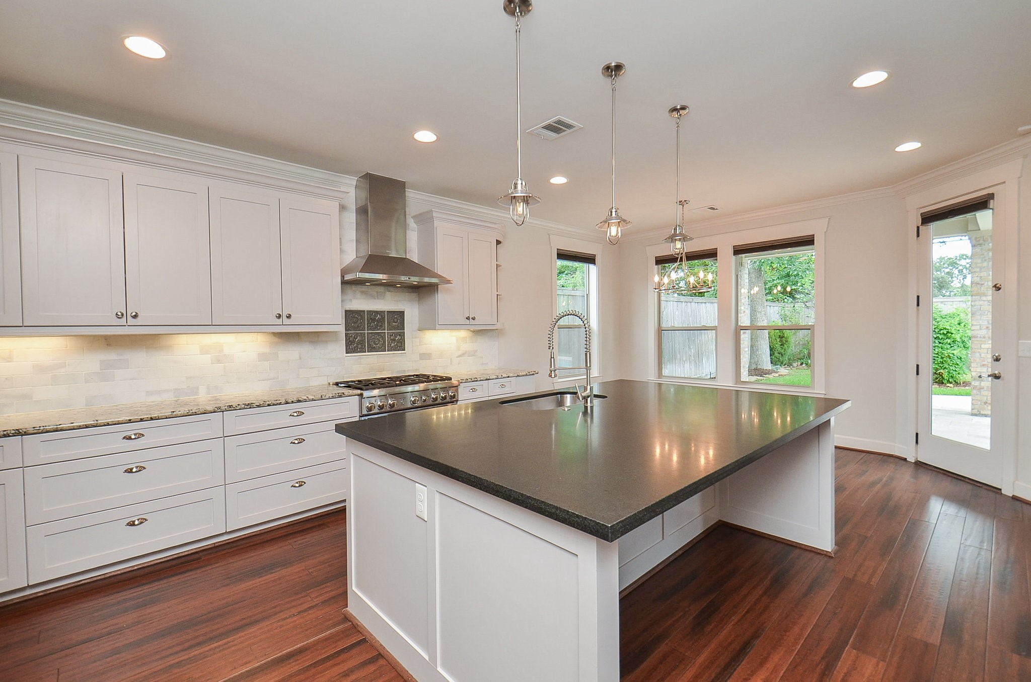 5413 De Milo Drive Property Photo 11