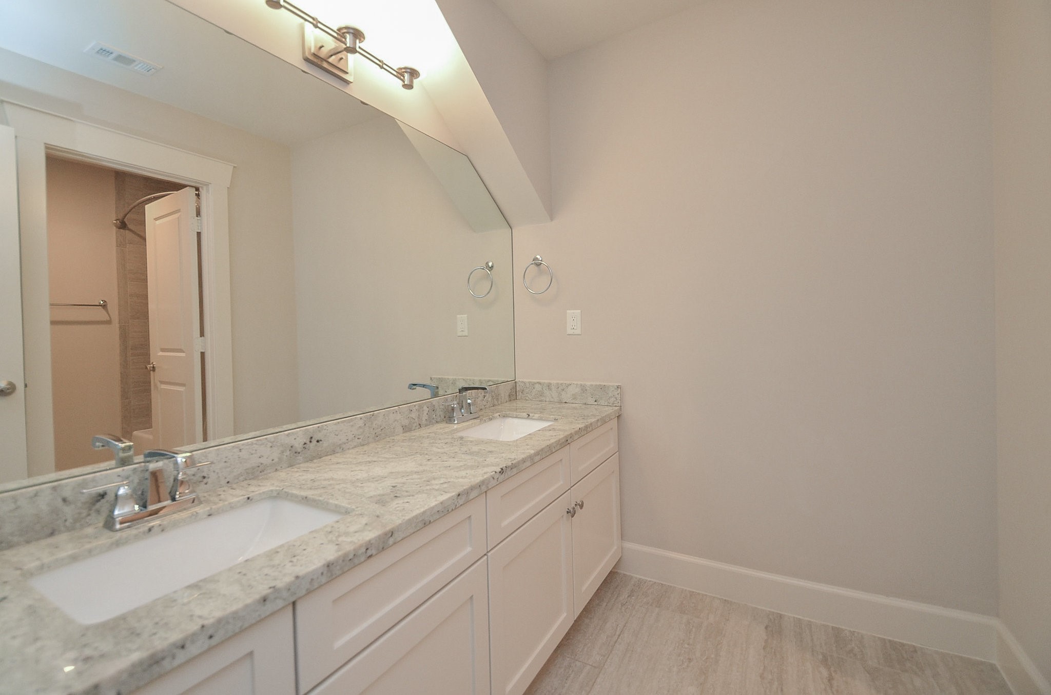 5413 De Milo Drive Property Photo 24
