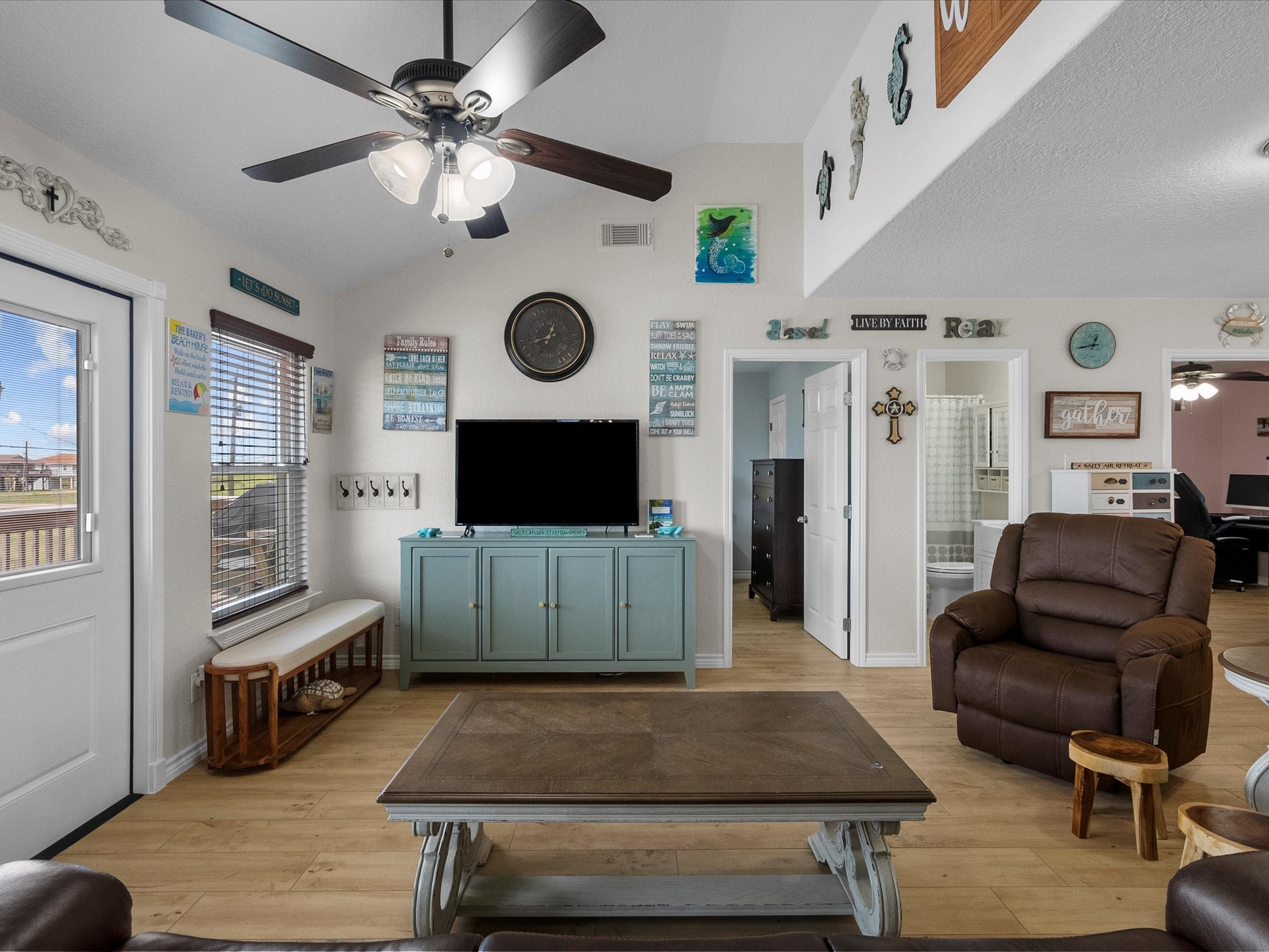 85 Santar Loop Property Photo 11