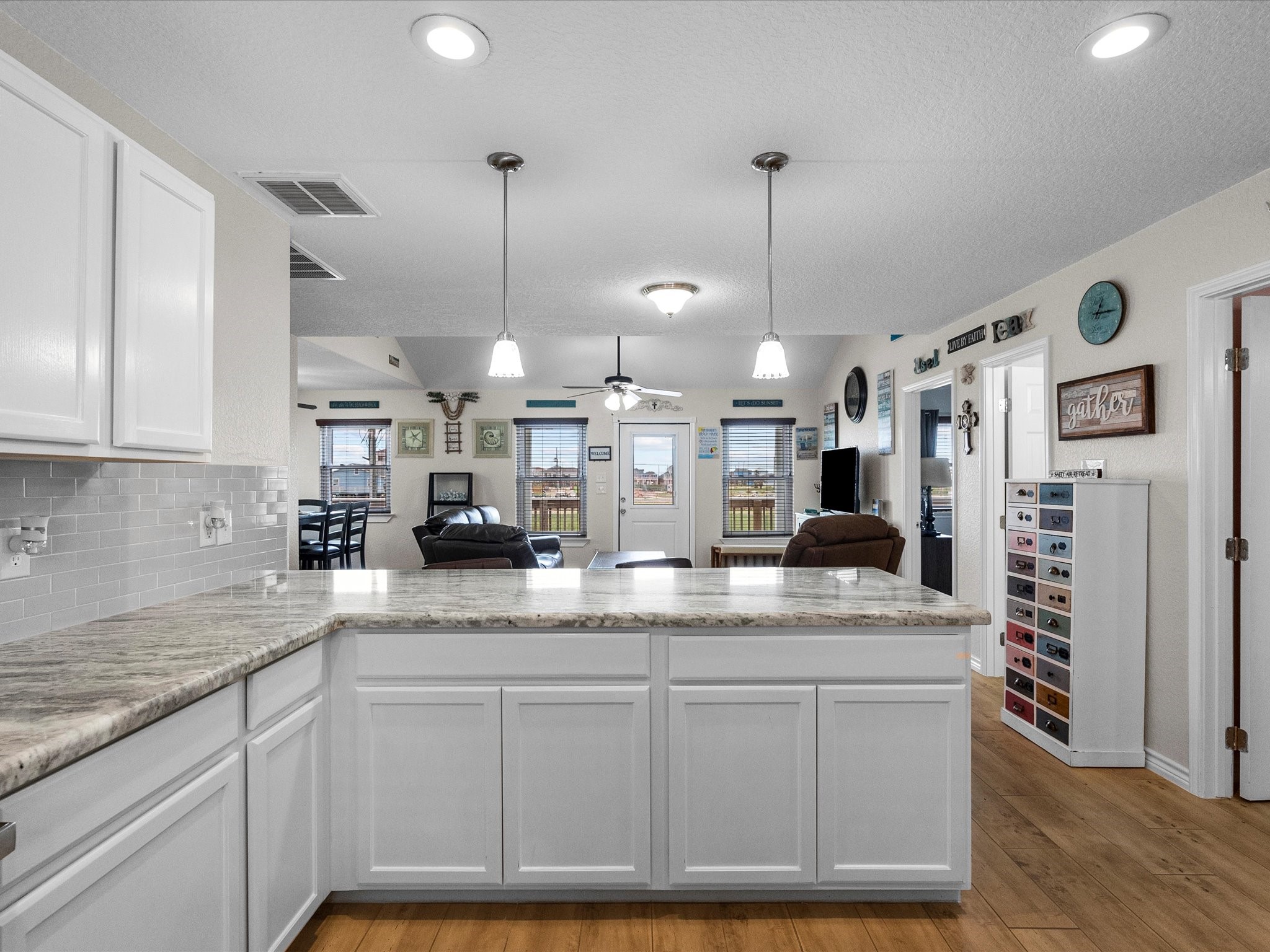 85 Santar Loop Property Photo 22