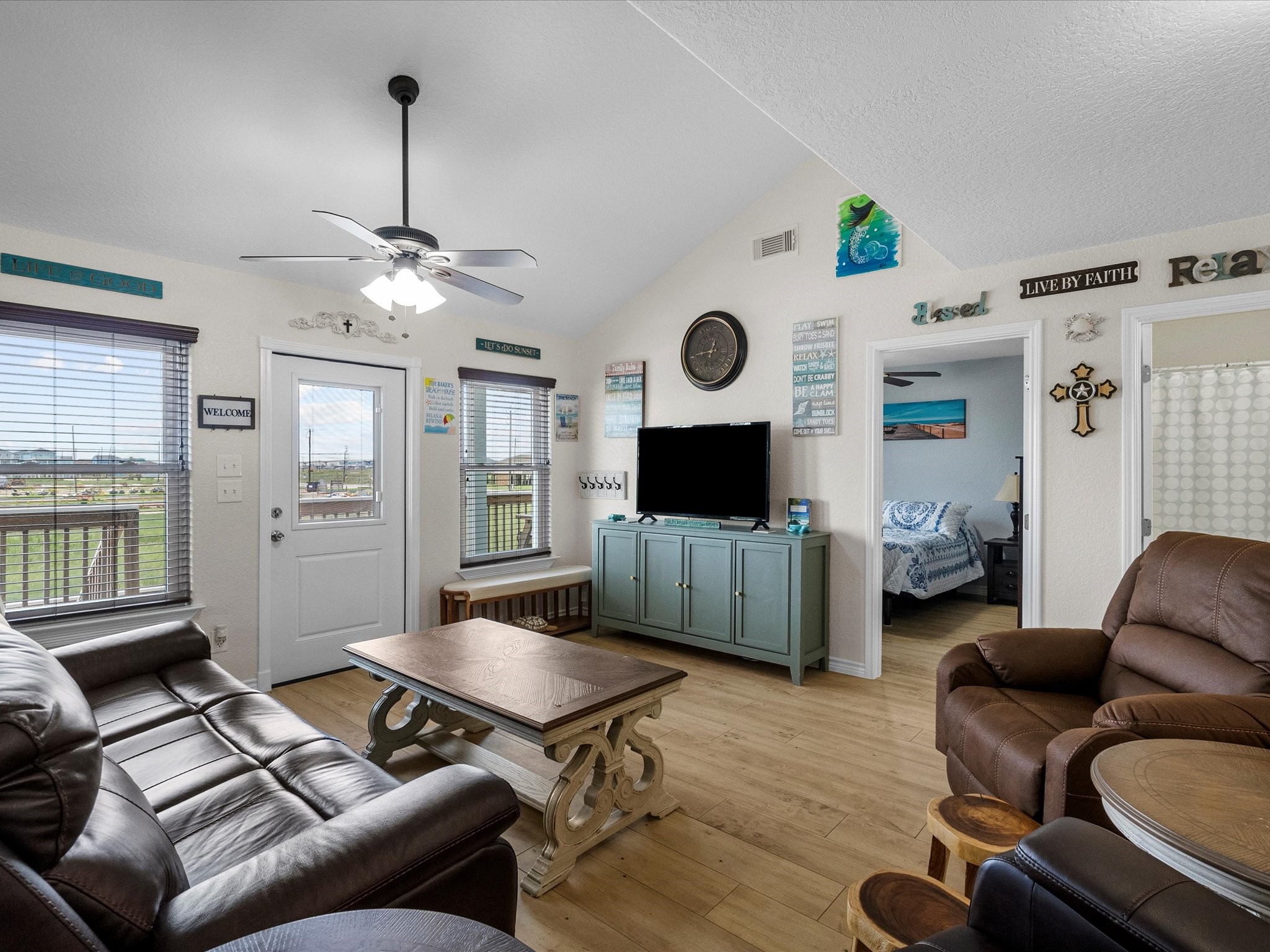 85 Santar Loop Property Photo 29