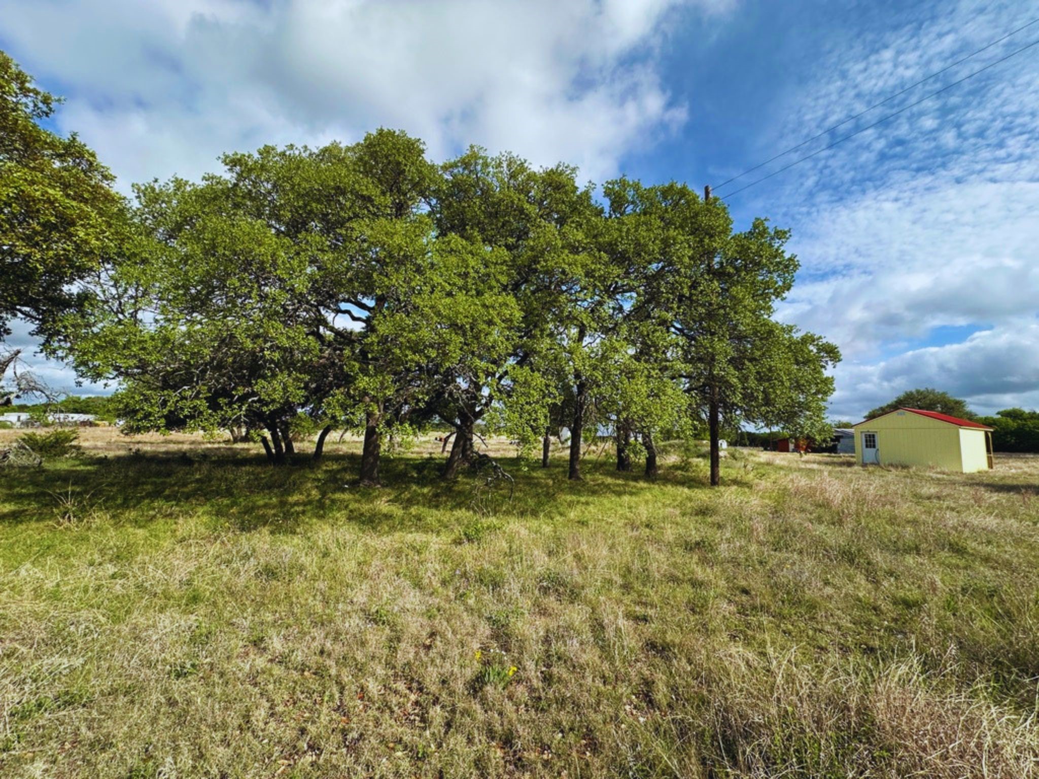 718 E Fm 243 Property Photo 3