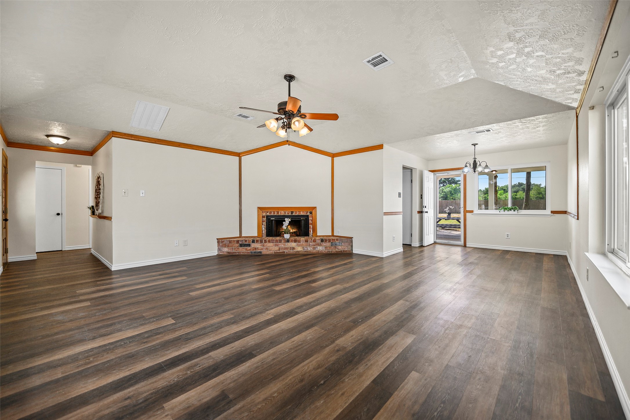 4119 Bridgeland Lane Property Photo 1