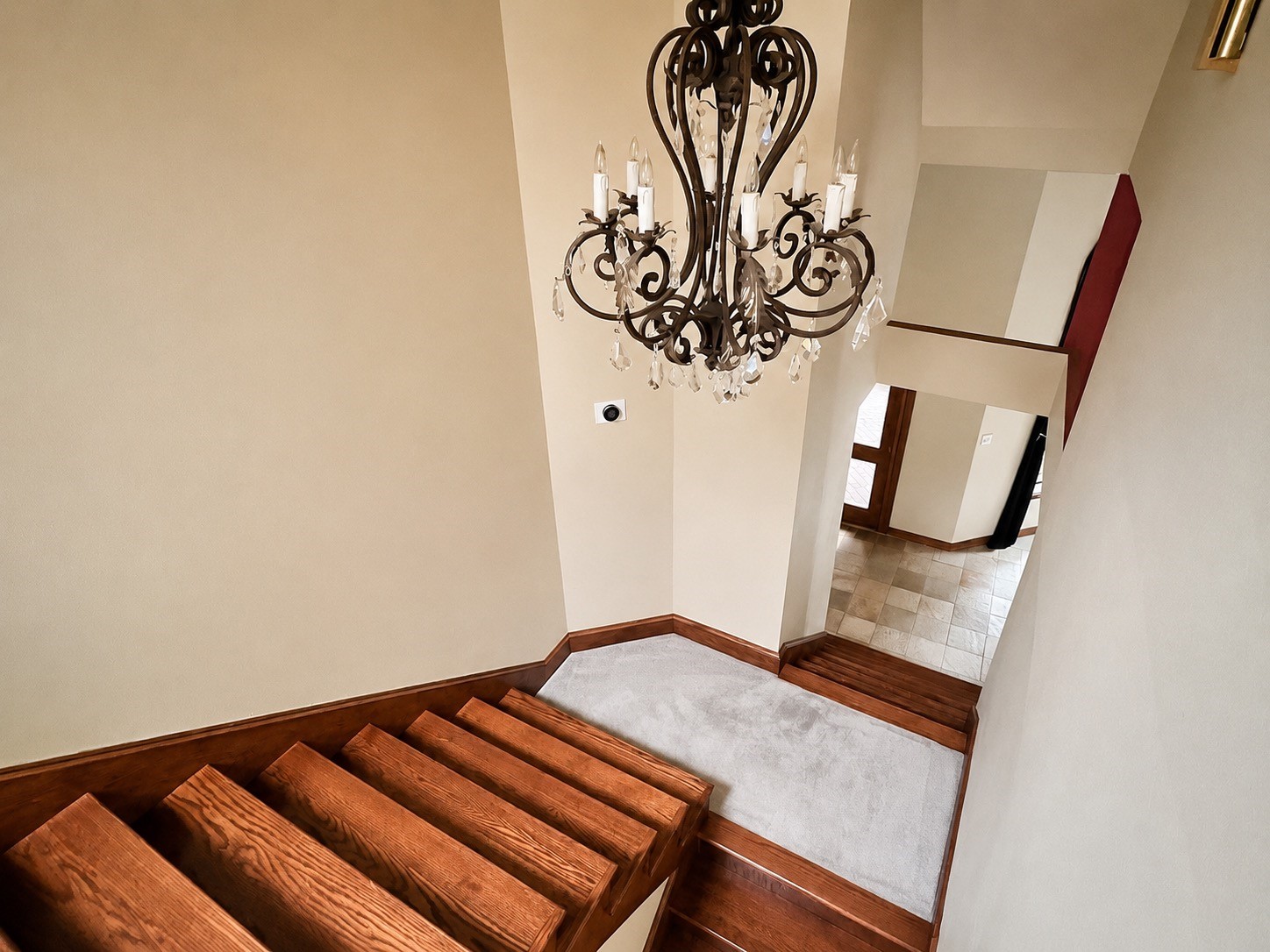 6983 Oakwood Park Property Photo 12