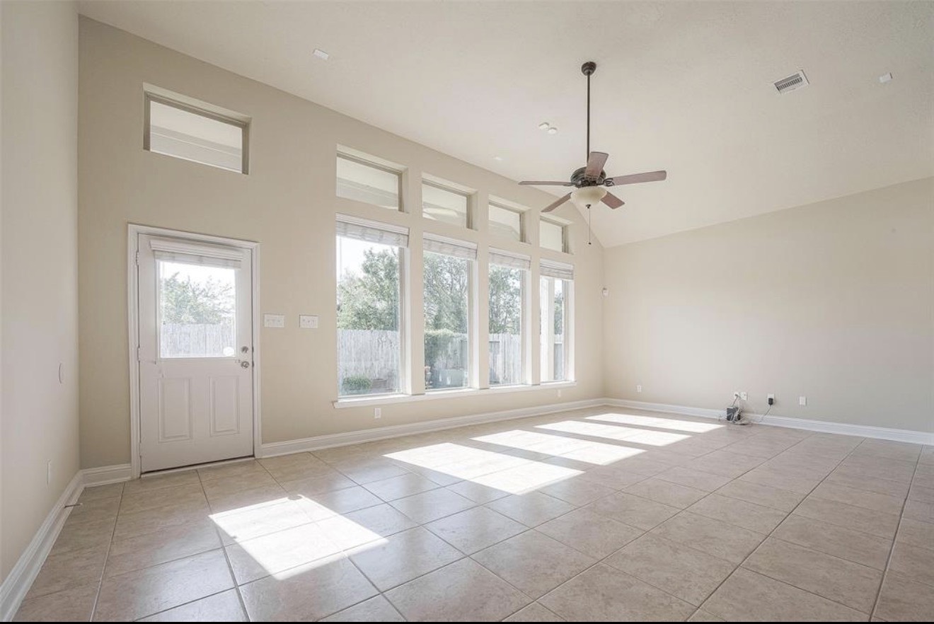 4834 Palomar Property Photo 11