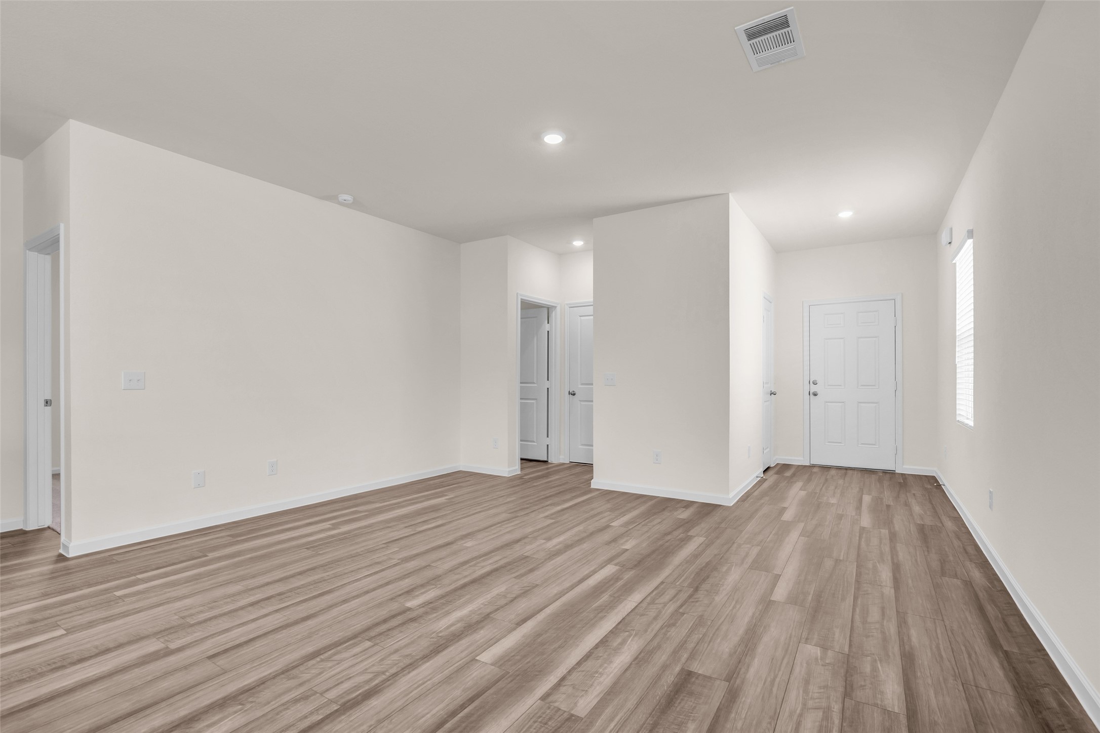 18669 Shauna Danielle Drive Property Photo 10