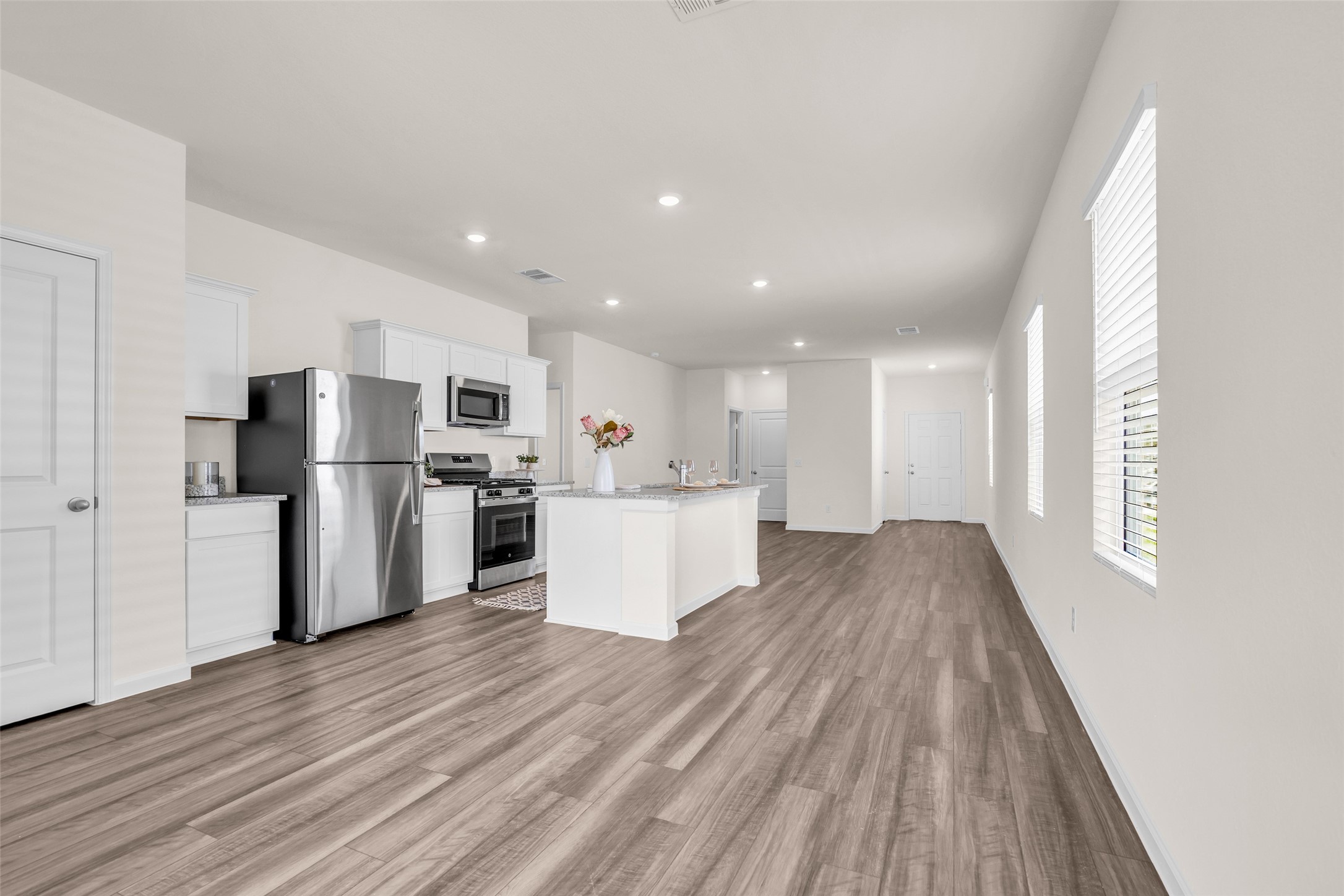 18669 Shauna Danielle Drive Property Photo 23