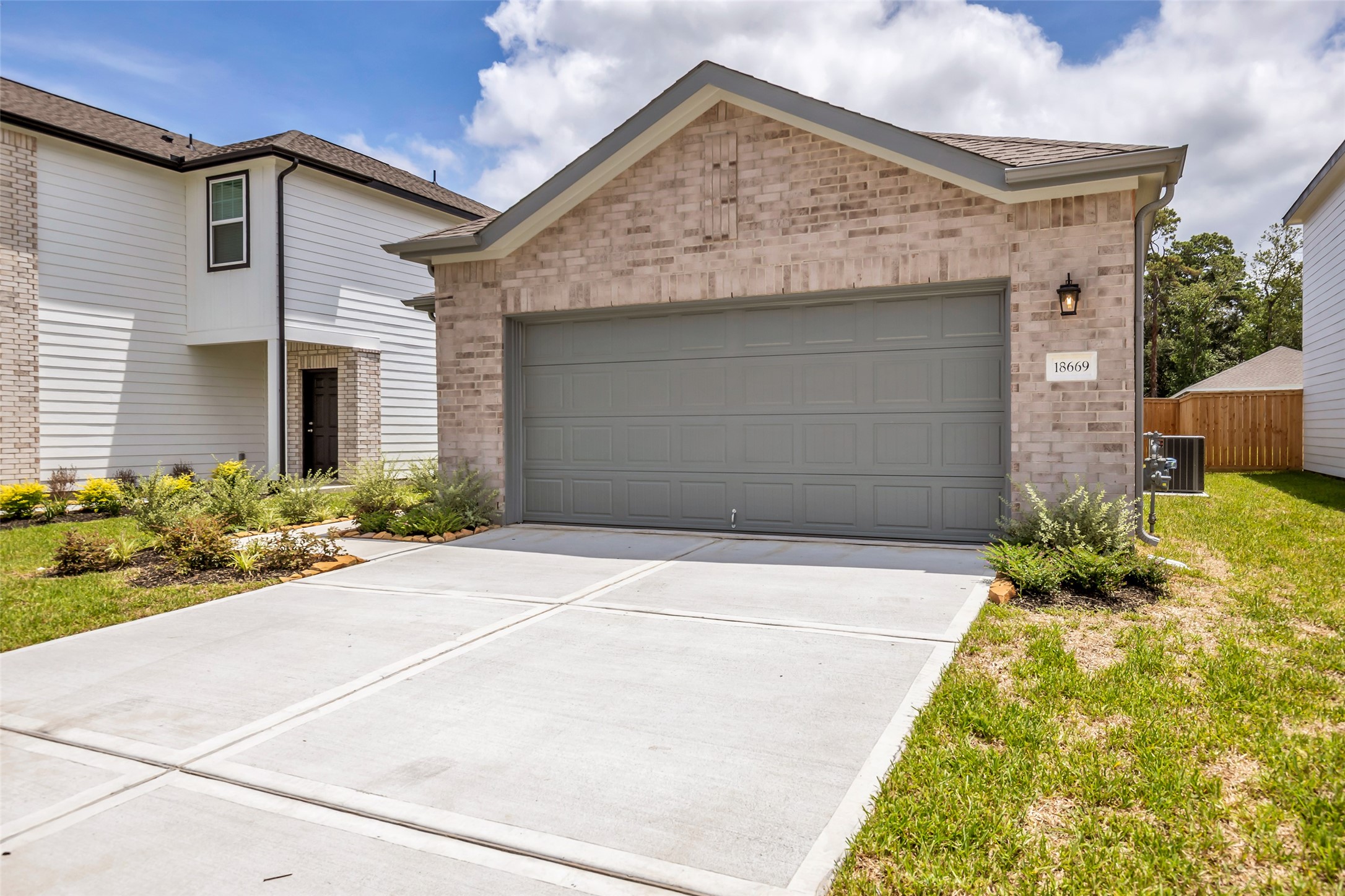 18669 Shauna Danielle Drive Property Photo 26
