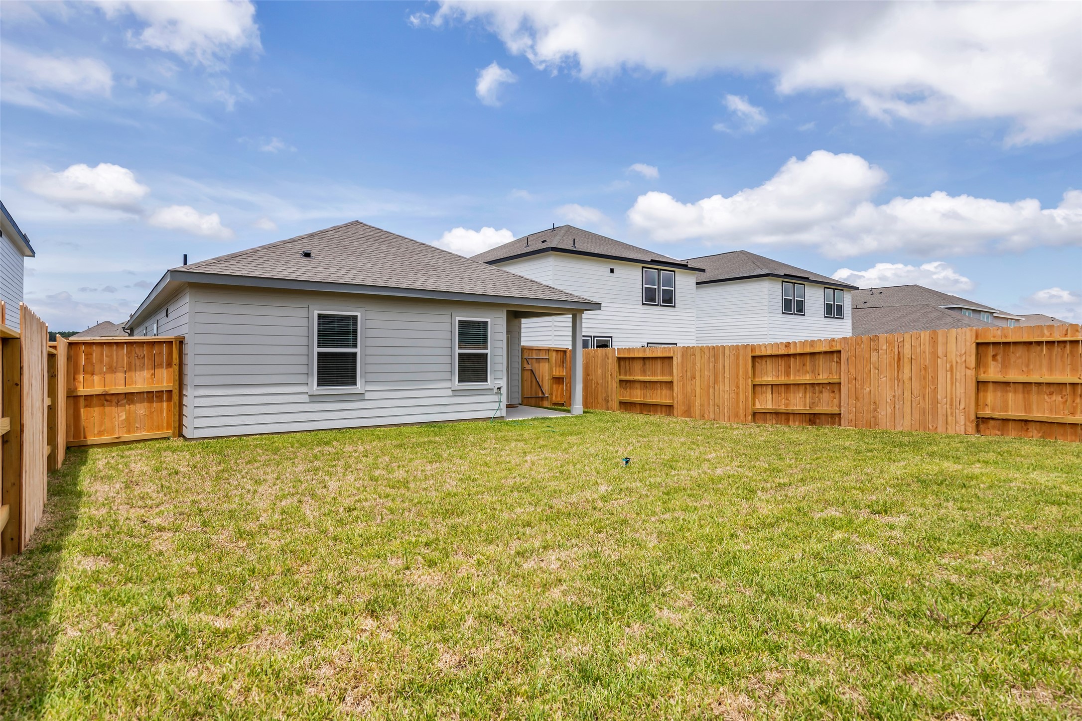 18669 Shauna Danielle Drive Property Photo 30