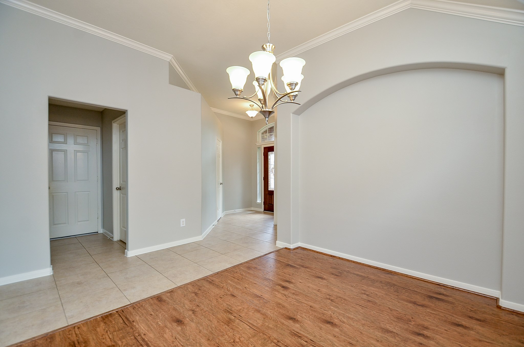 24514 Springwood Glen Lane Property Photo 7