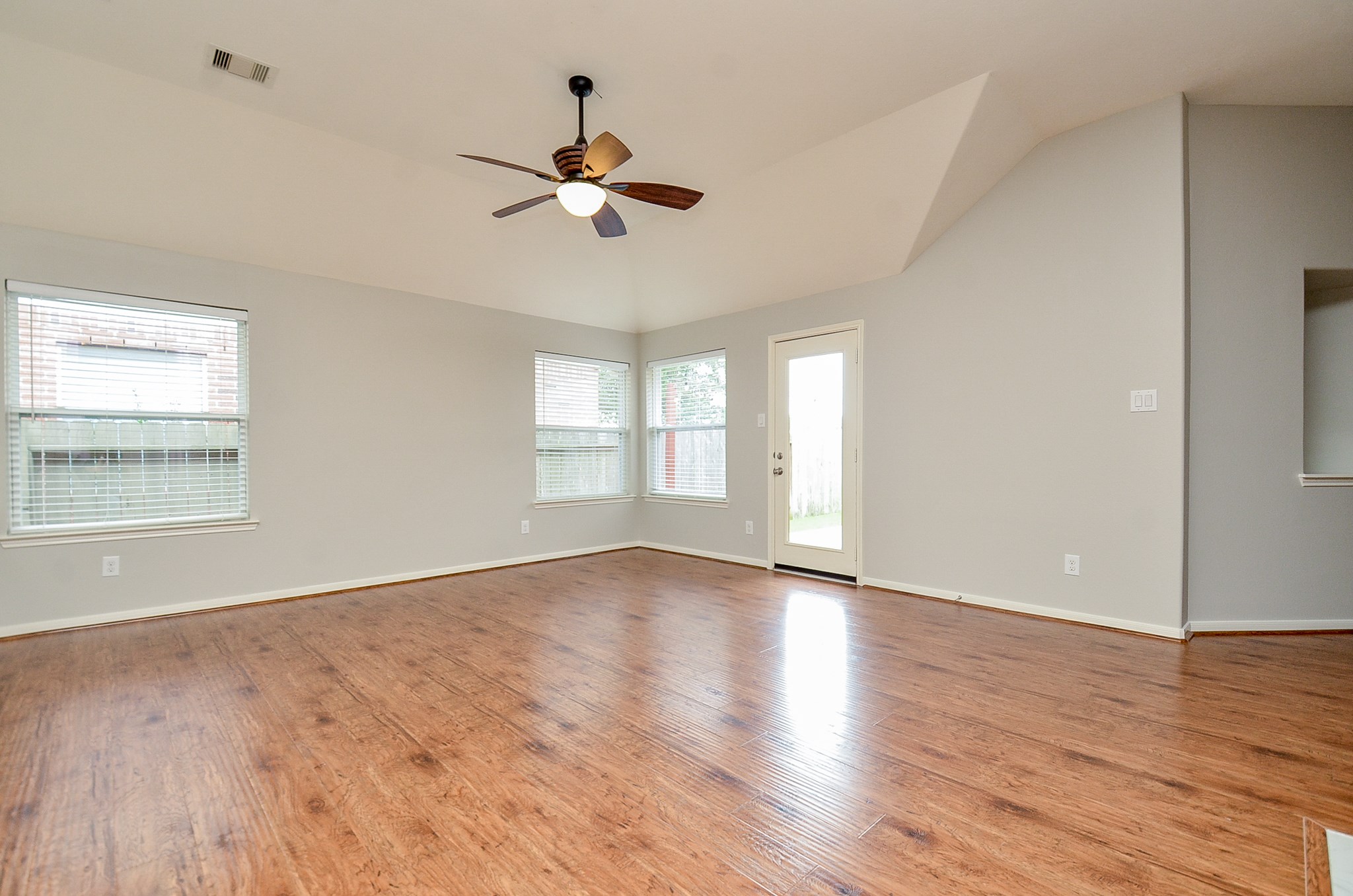 24514 Springwood Glen Lane Property Photo 10