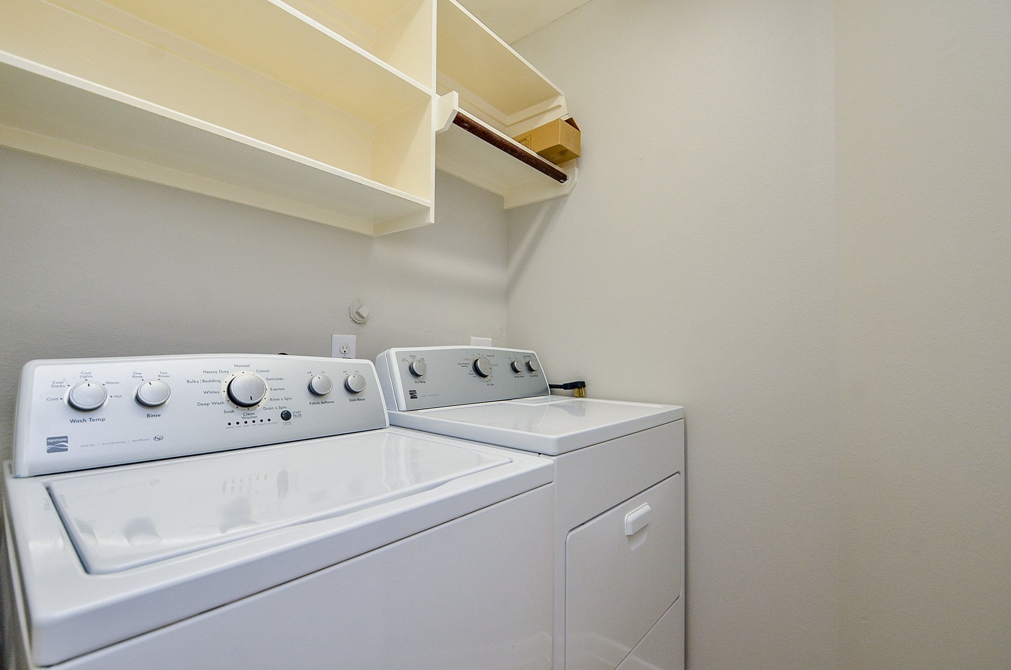 24514 Springwood Glen Lane Property Photo 14
