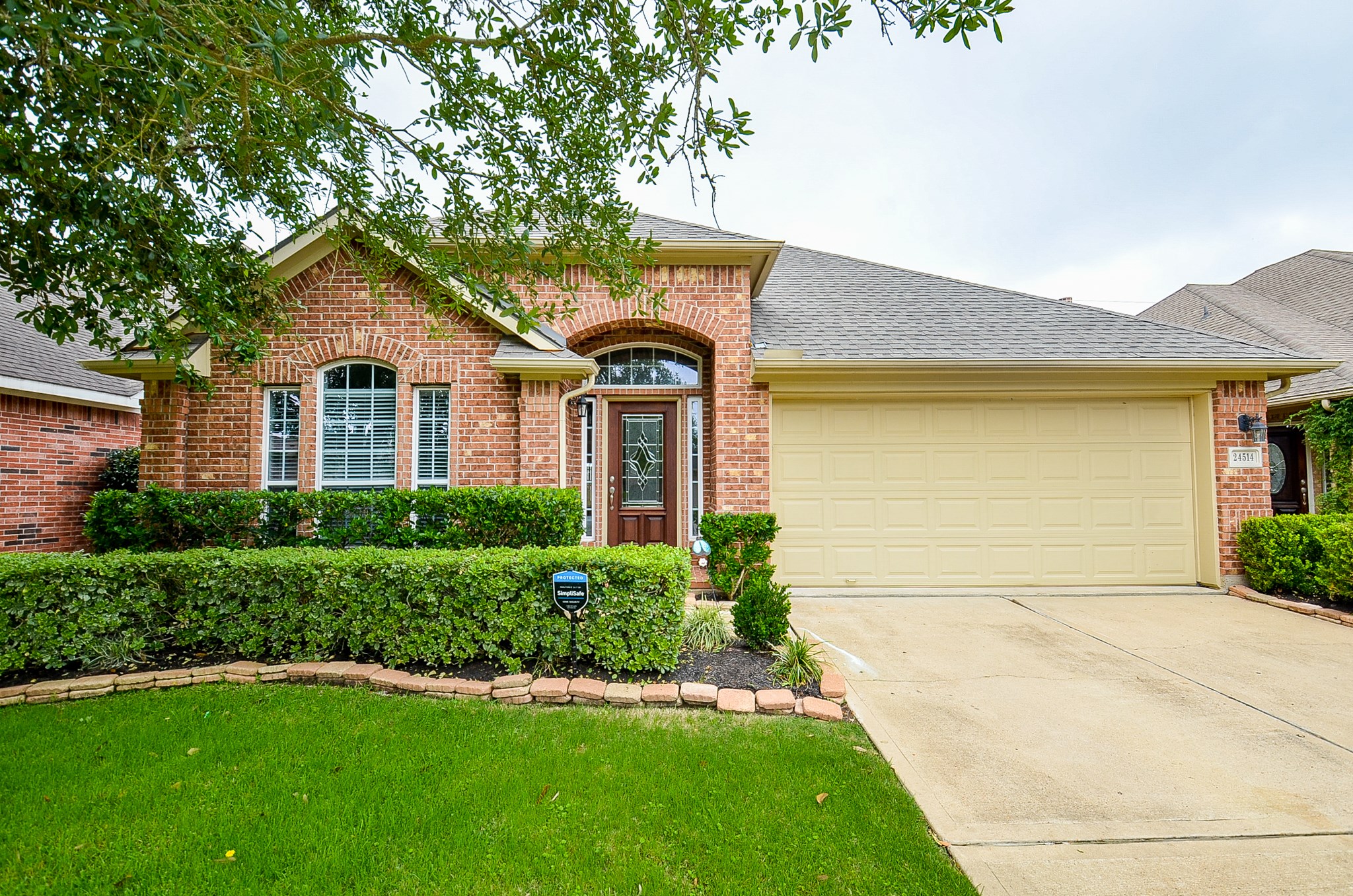 24514 Springwood Glen Lane Property Photo 28