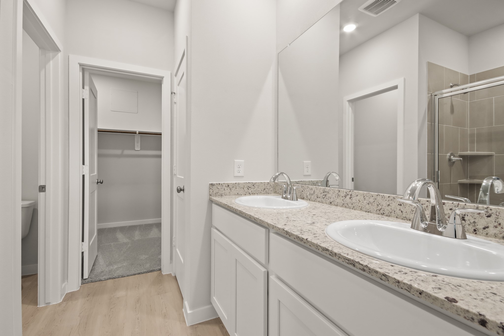 9748 Caney Bend Road Property Photo 9