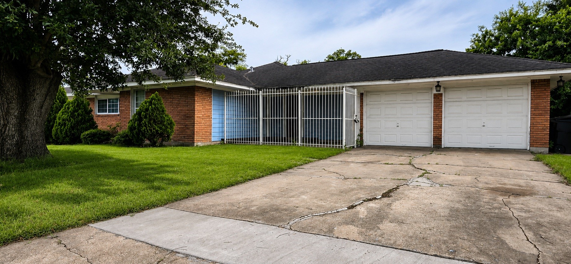 5655 Meadow Creek Lane Property Photo 1