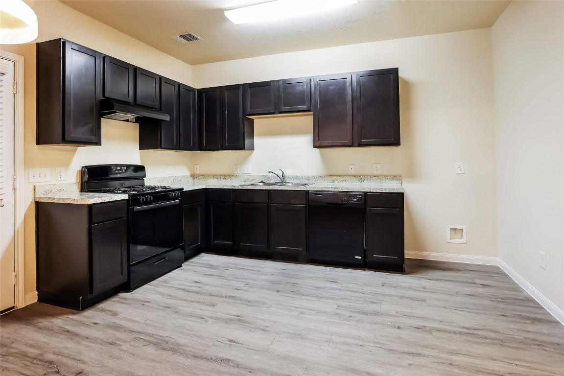 12330 Roy Mix Bohn Lane Property Photo 4