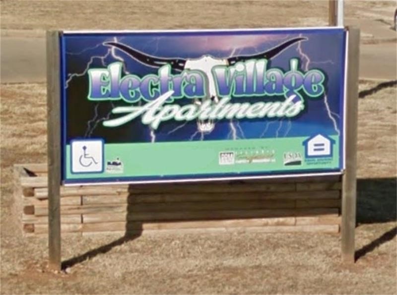 100 S Prairie Circle Property Photo 3