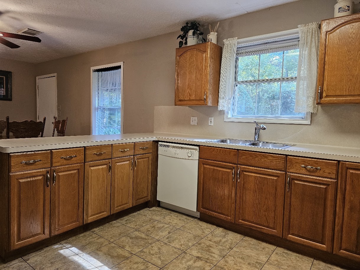 193 Westwood Loop Property Photo 26