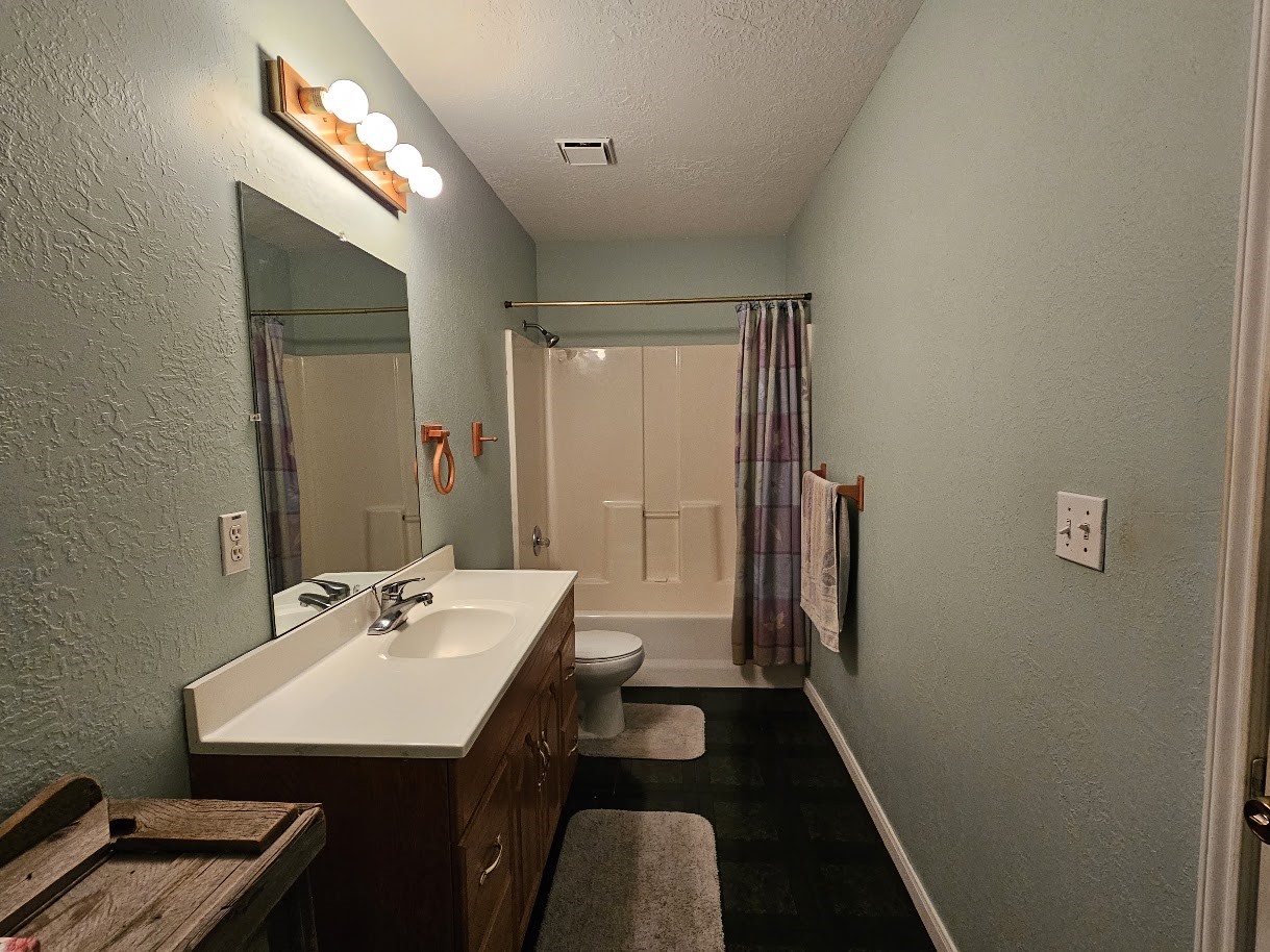 193 Westwood Loop Property Photo 42