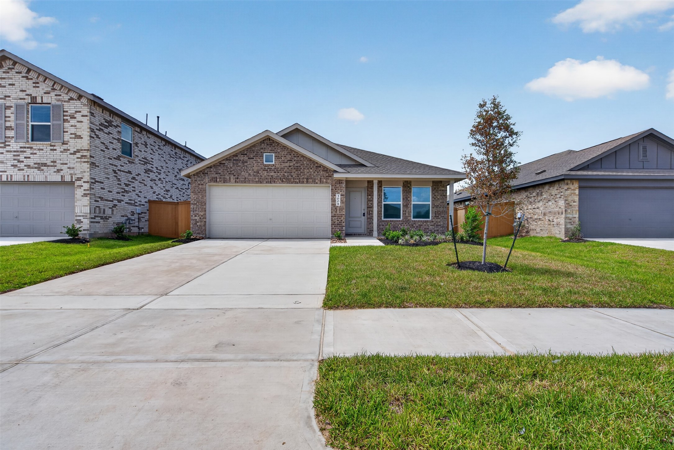 3008 Calhoun Falls Drive Property Photo 1