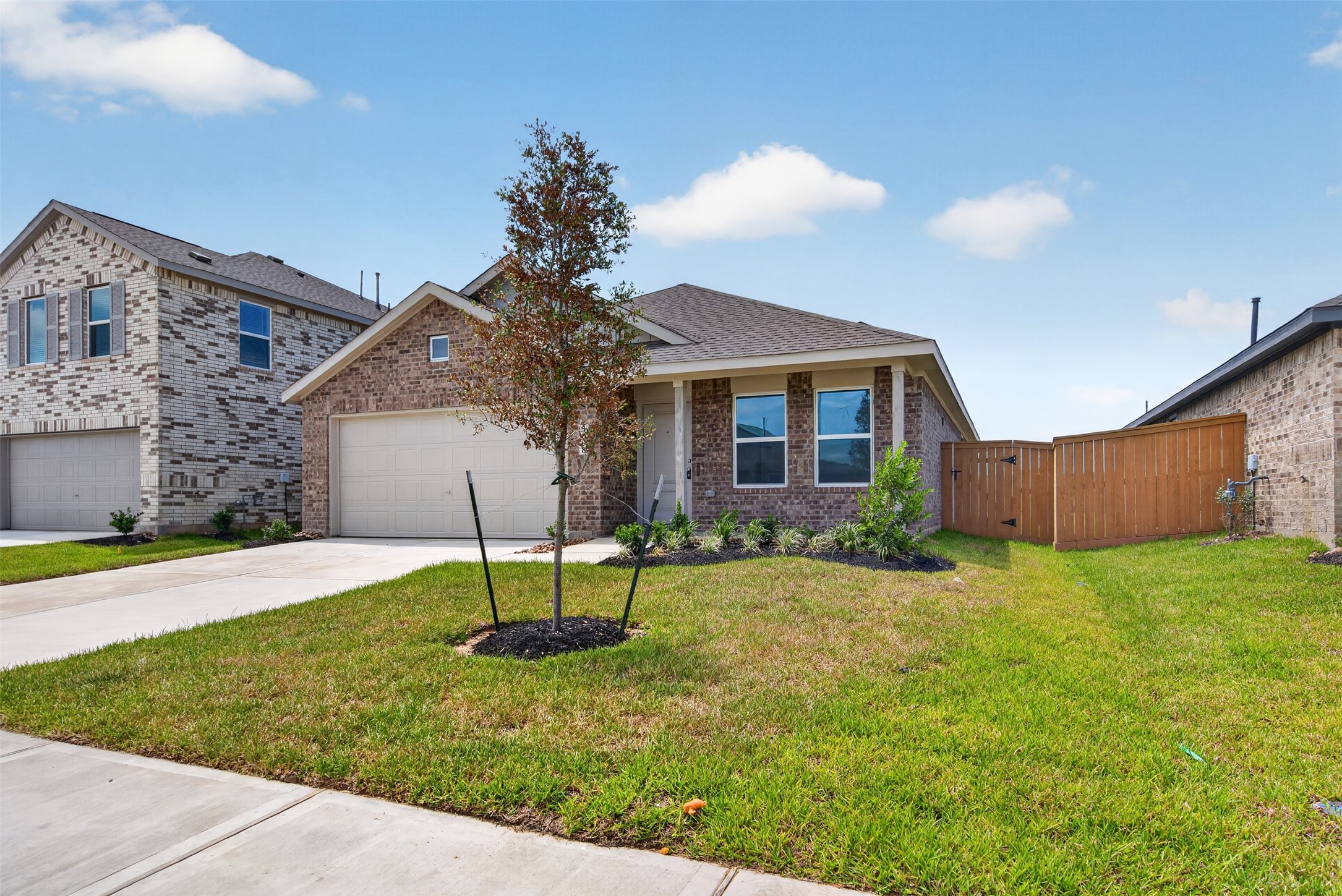 3008 Calhoun Falls Drive Property Photo 3