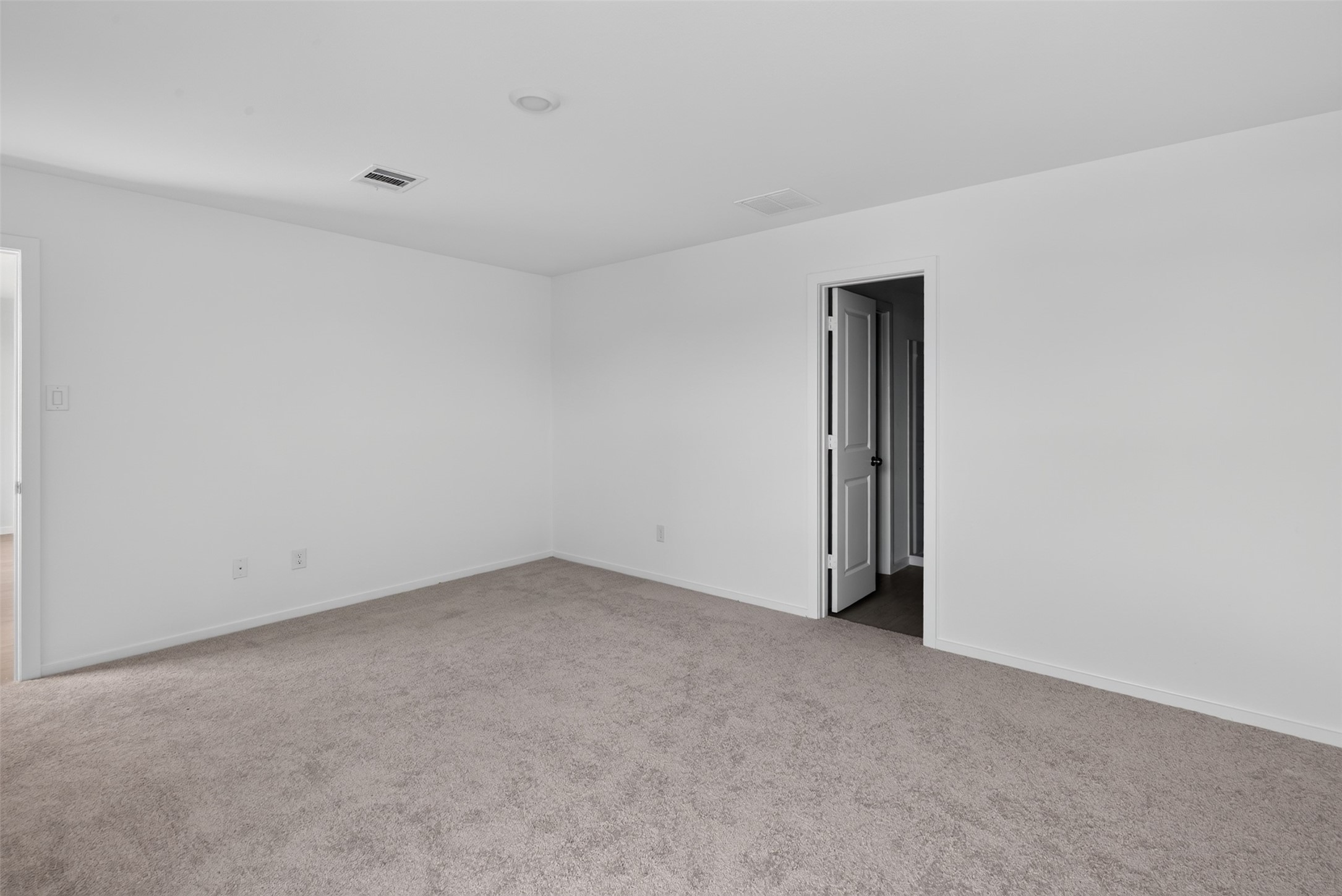 3008 Calhoun Falls Drive Property Photo 15