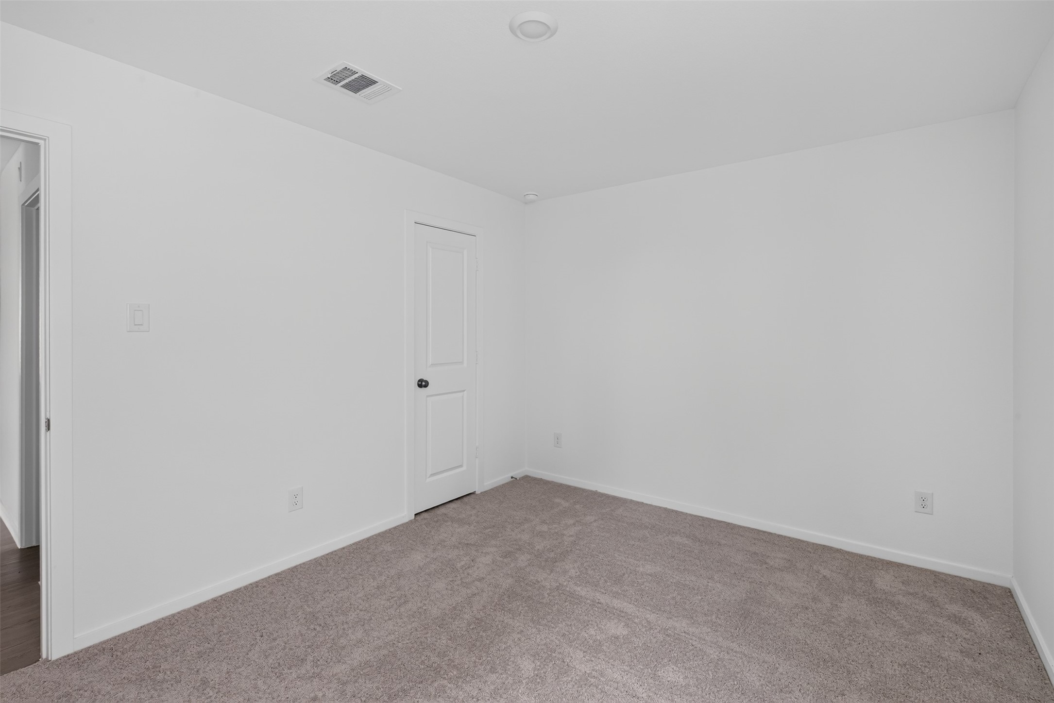 3008 Calhoun Falls Drive Property Photo 27