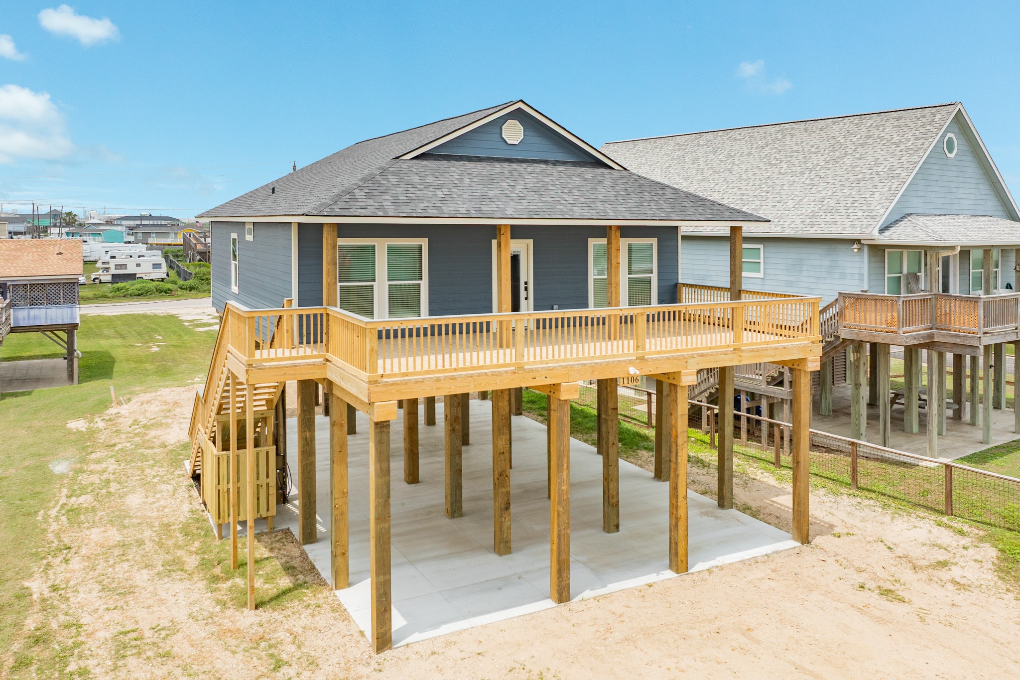1106 White Cap Drive Property Photo 6