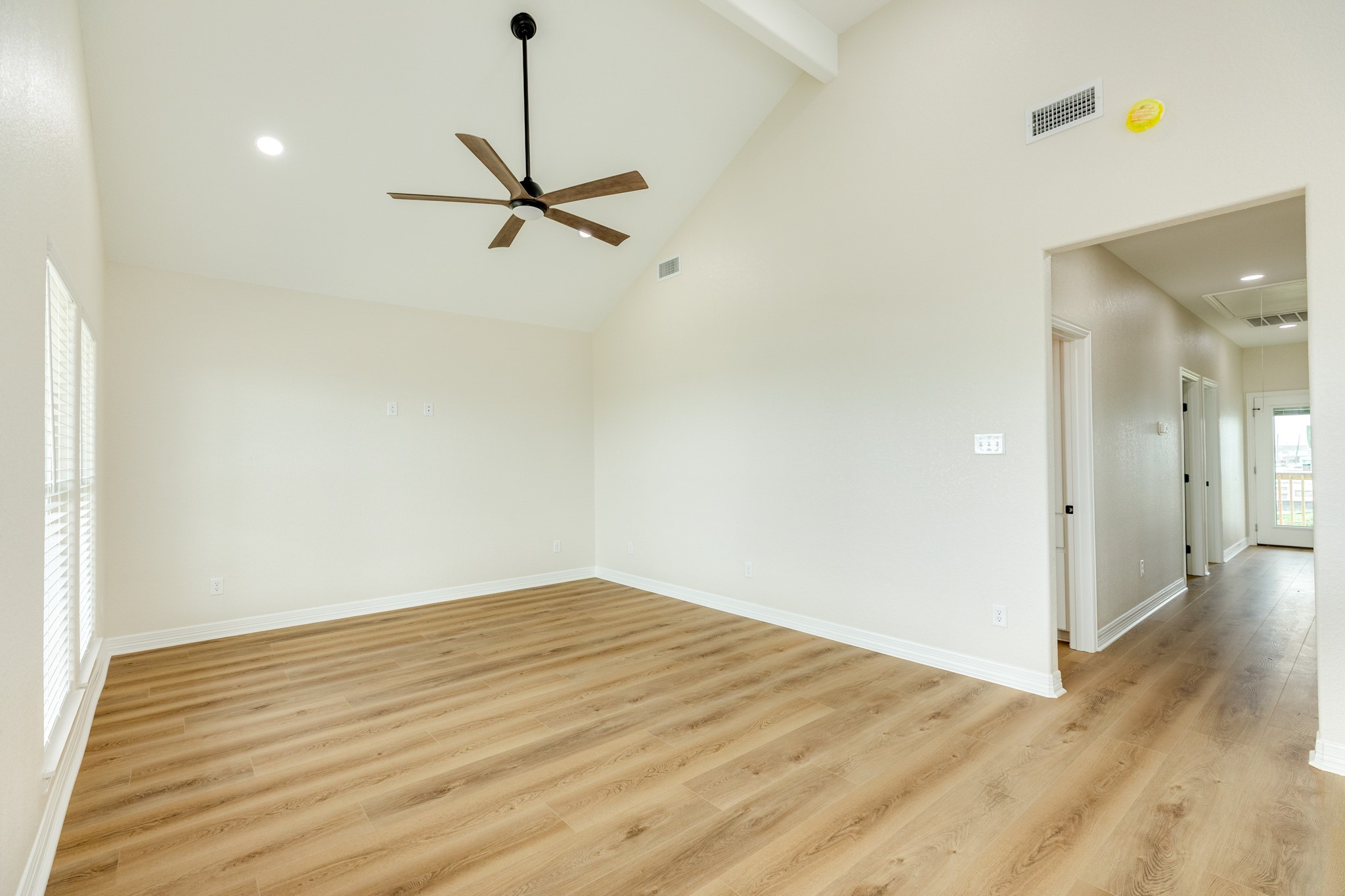 1106 White Cap Drive Property Photo 27