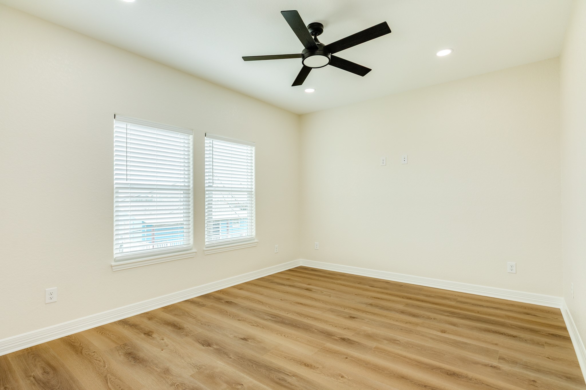 1106 White Cap Drive Property Photo 28