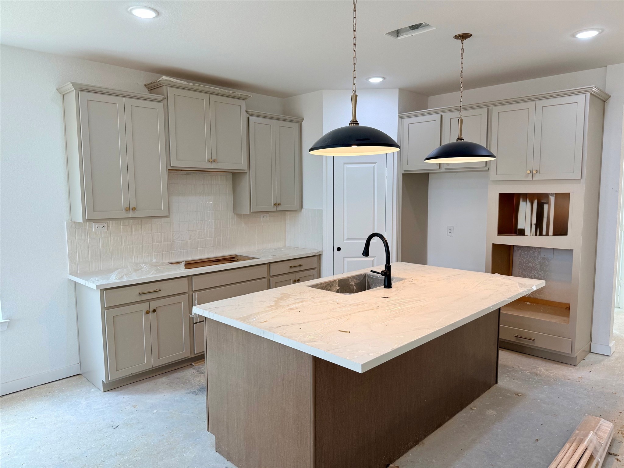 17310 Blissful Block Court Property Photo 4