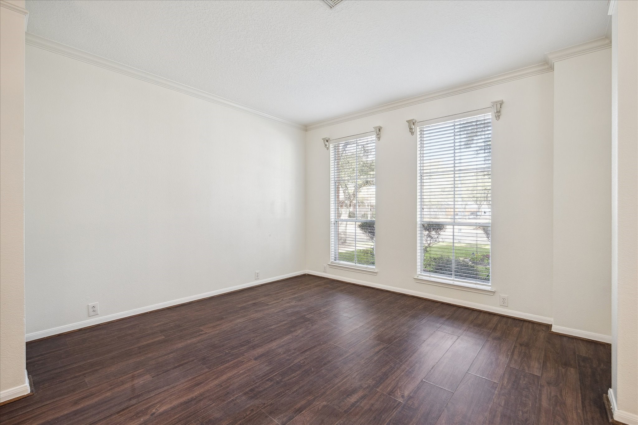 12831 Dove Point Lane Property Photo 8