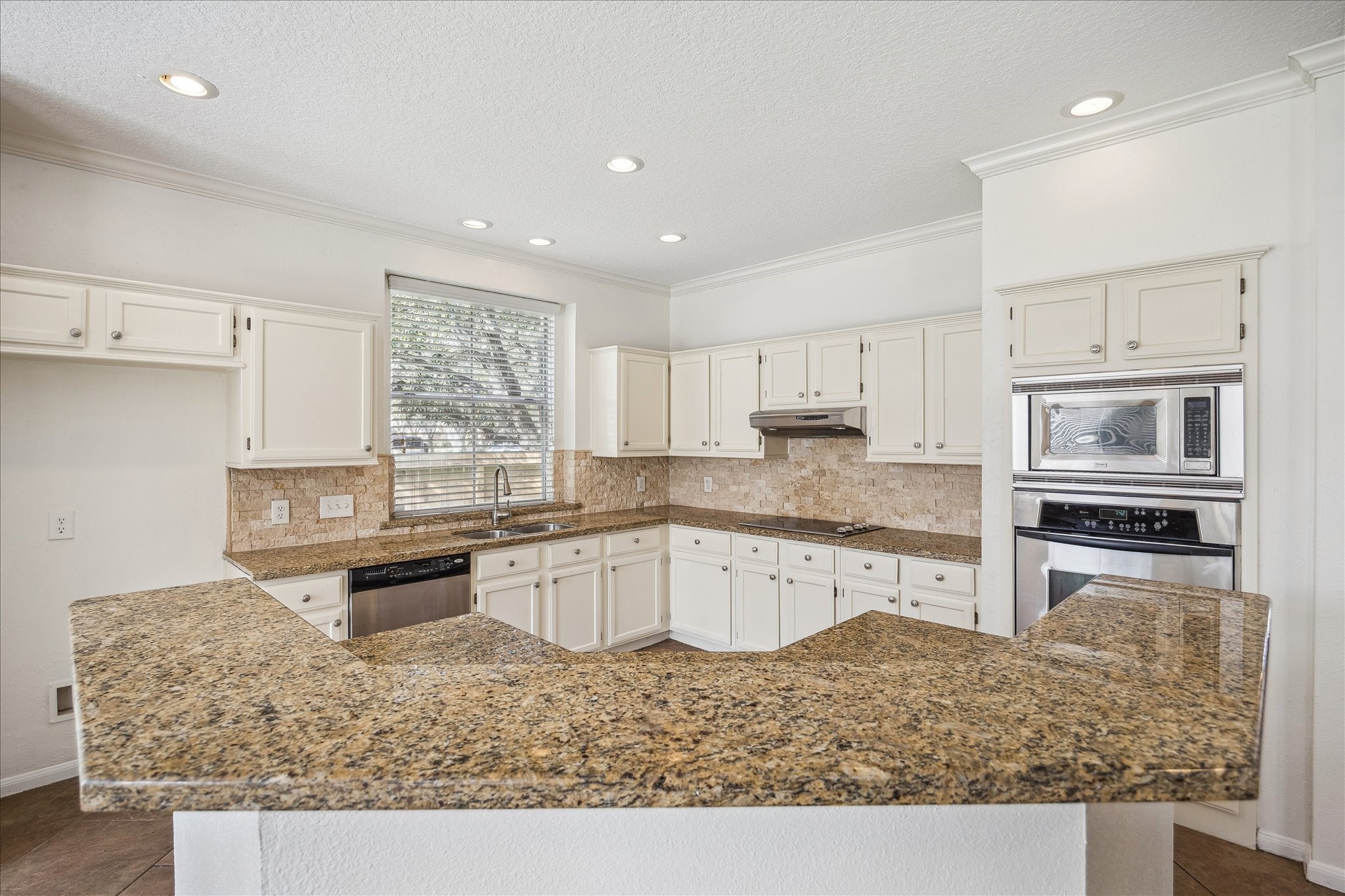 12831 Dove Point Lane Property Photo 24