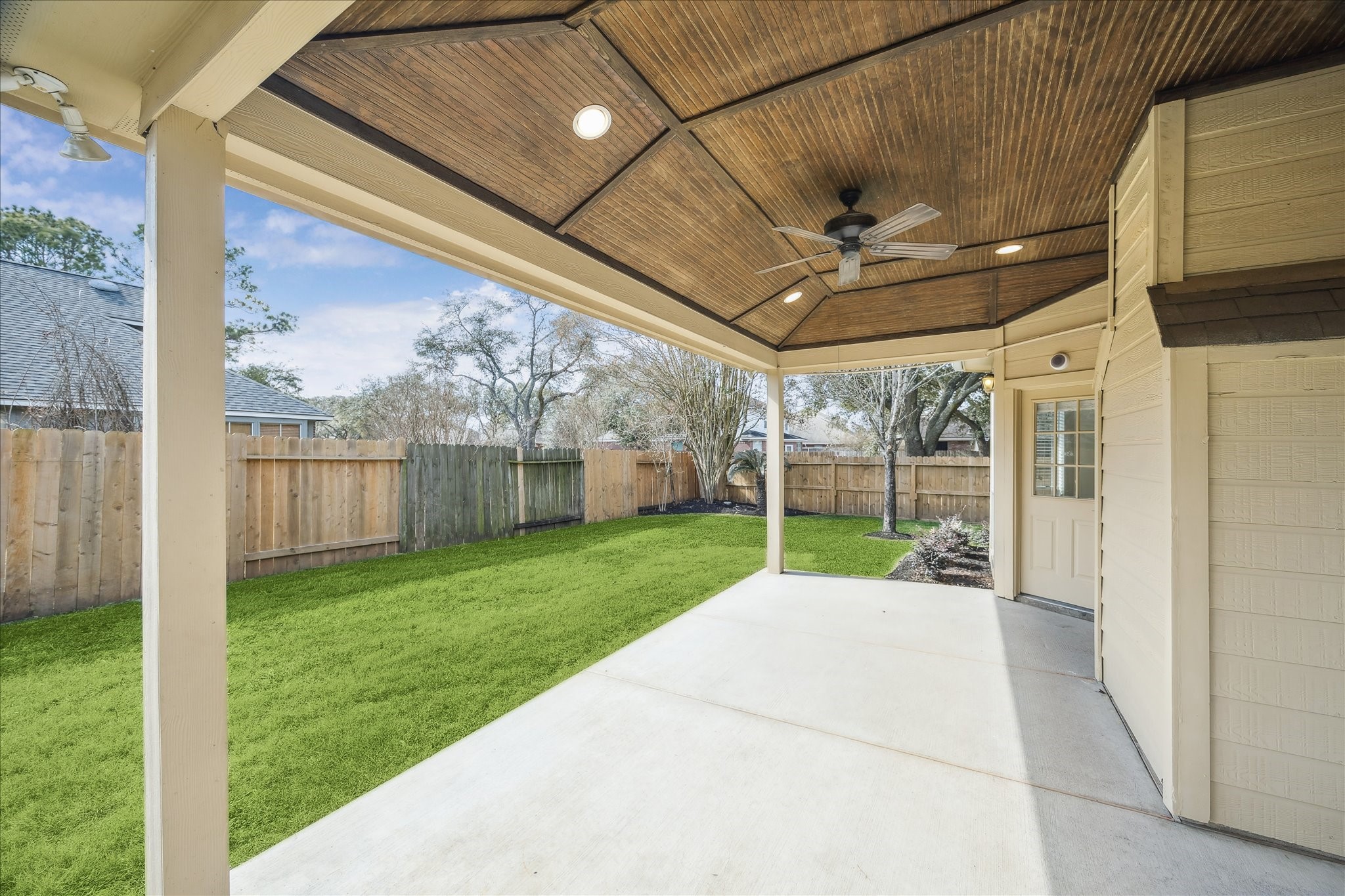 12831 Dove Point Lane Property Photo 28
