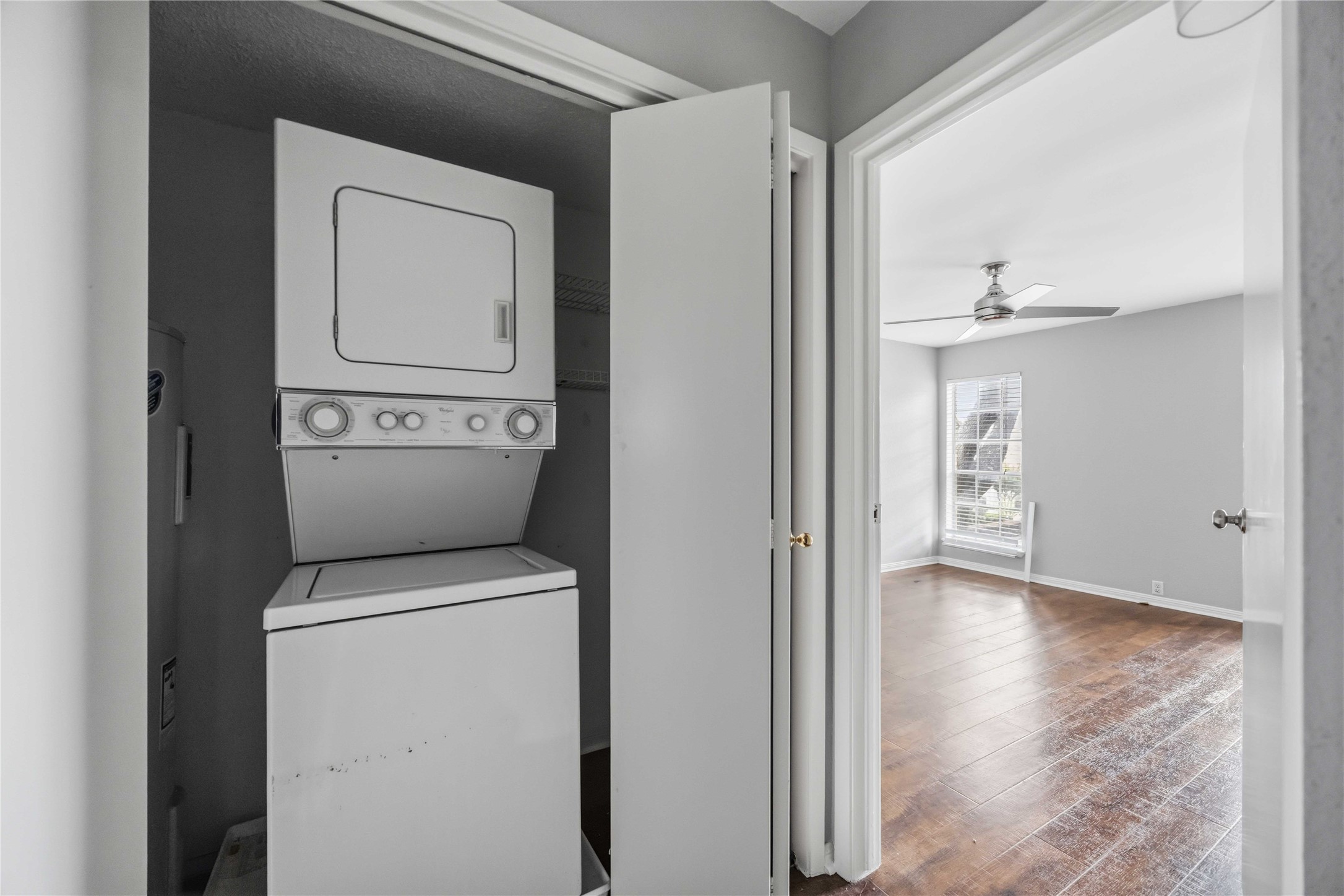 6201 Beverlyhill Street 30 Property Photo 15