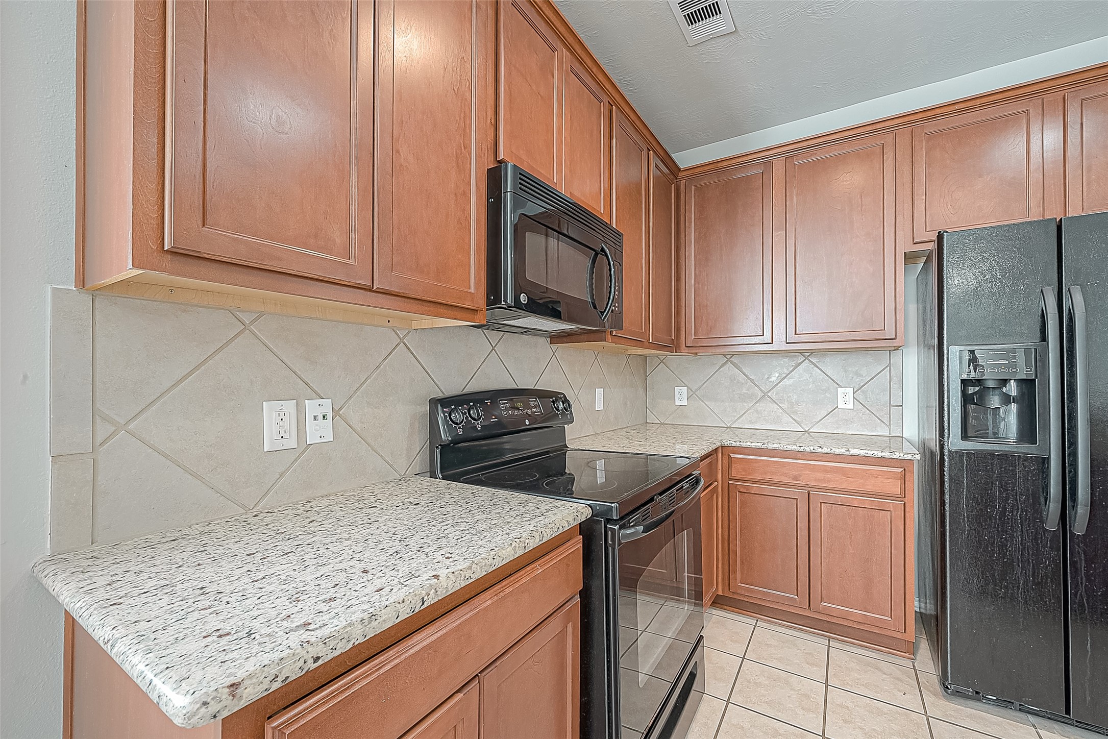 2748 Maybrook Hollow Lane Property Photo 17