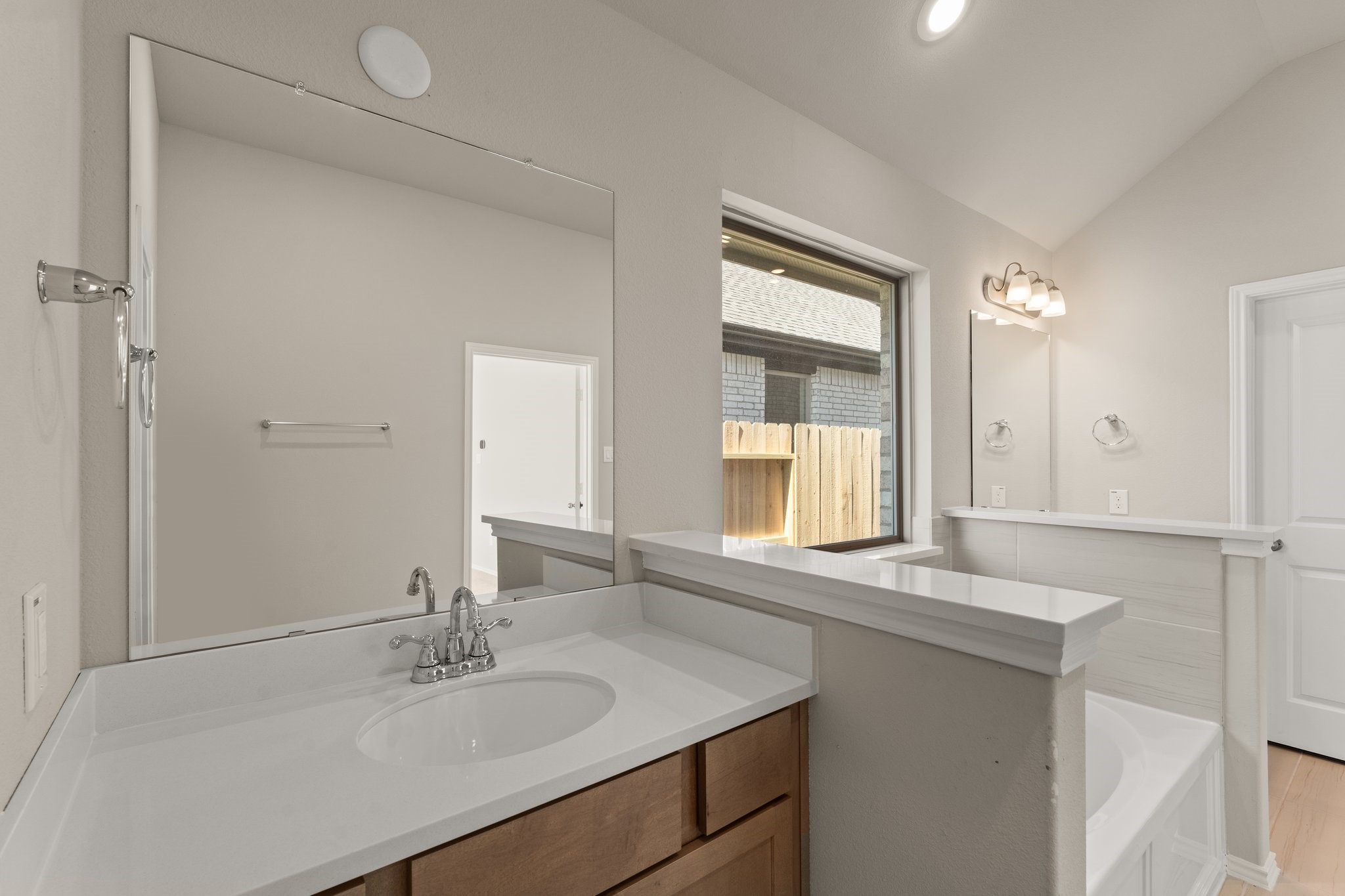 32434 Poplar Grove Lane Property Photo 6