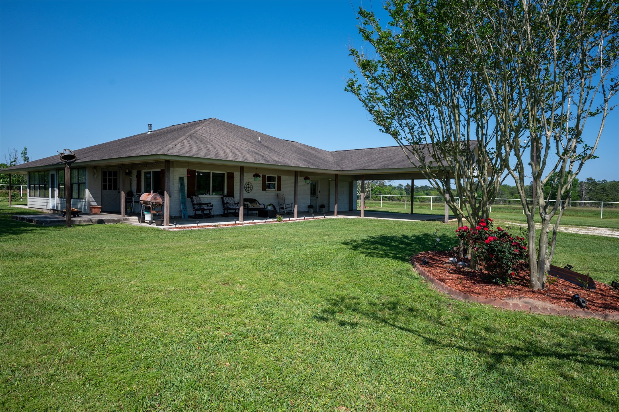 219 County Road 4800 Property Photo 4