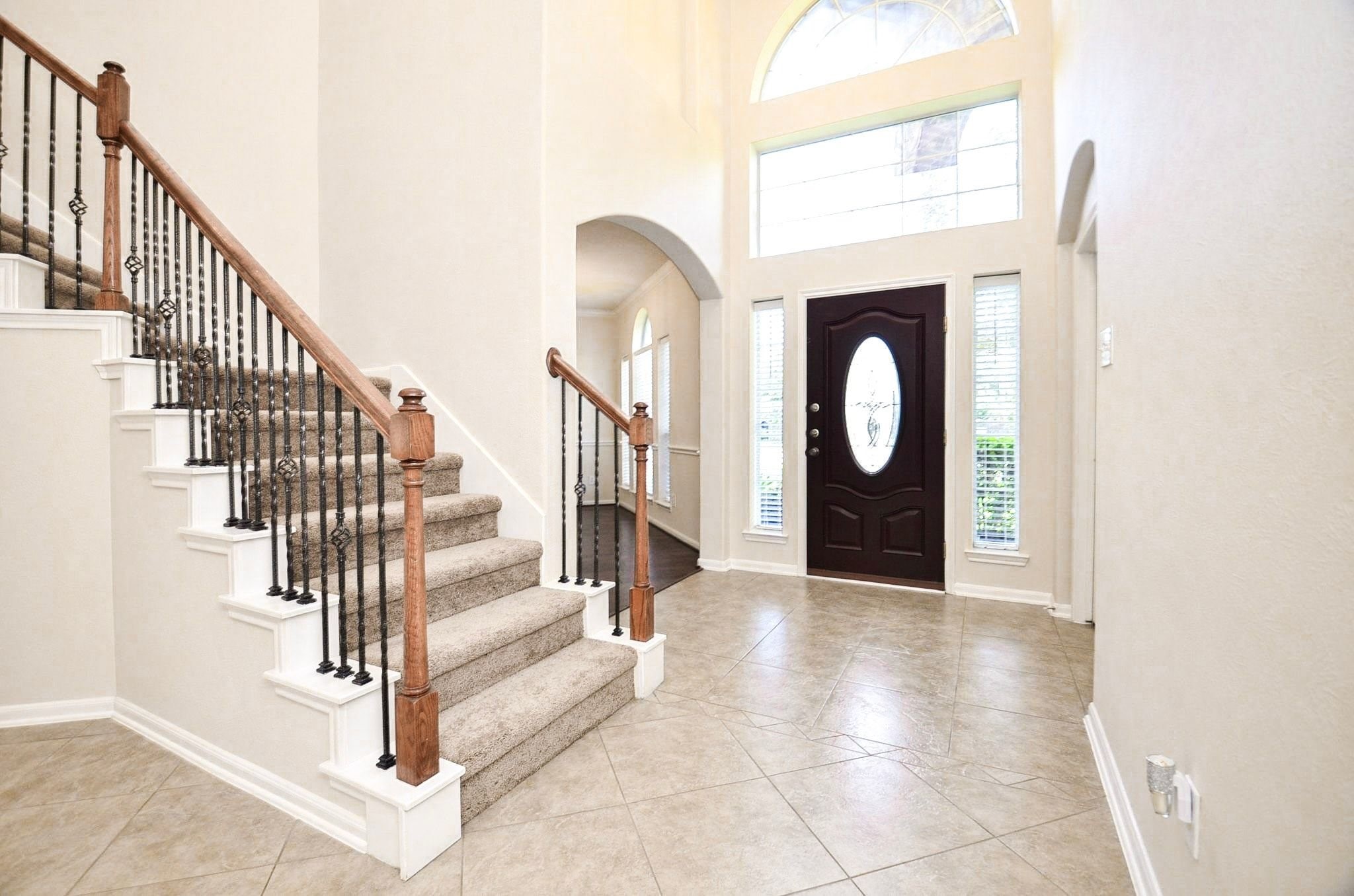 21415 Sierra Bend Drive Property Photo 5