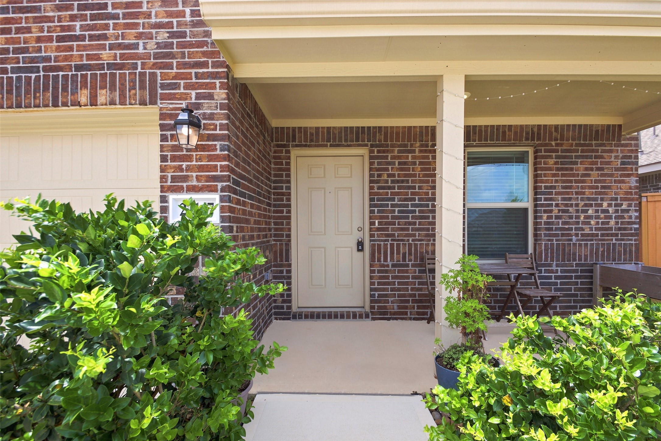 27147 Breakaway Lane Property Photo 2